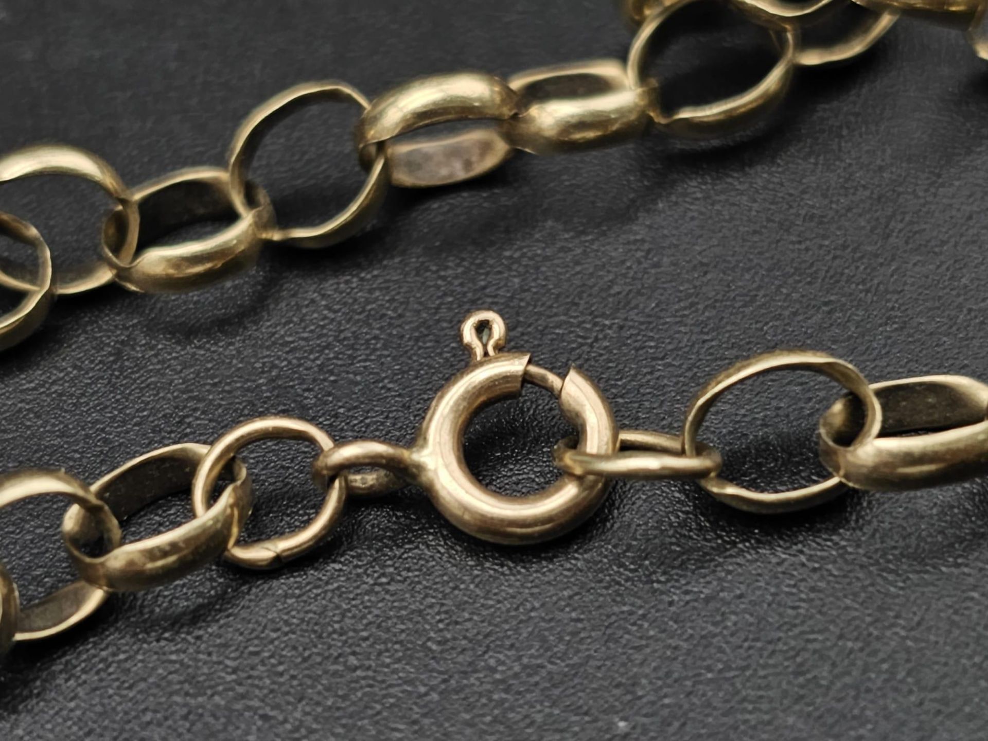 A Vintage 9K Yellow Gold Oval Link Bracelet. 19cm. 4.1g total weight. - Bild 3 aus 4