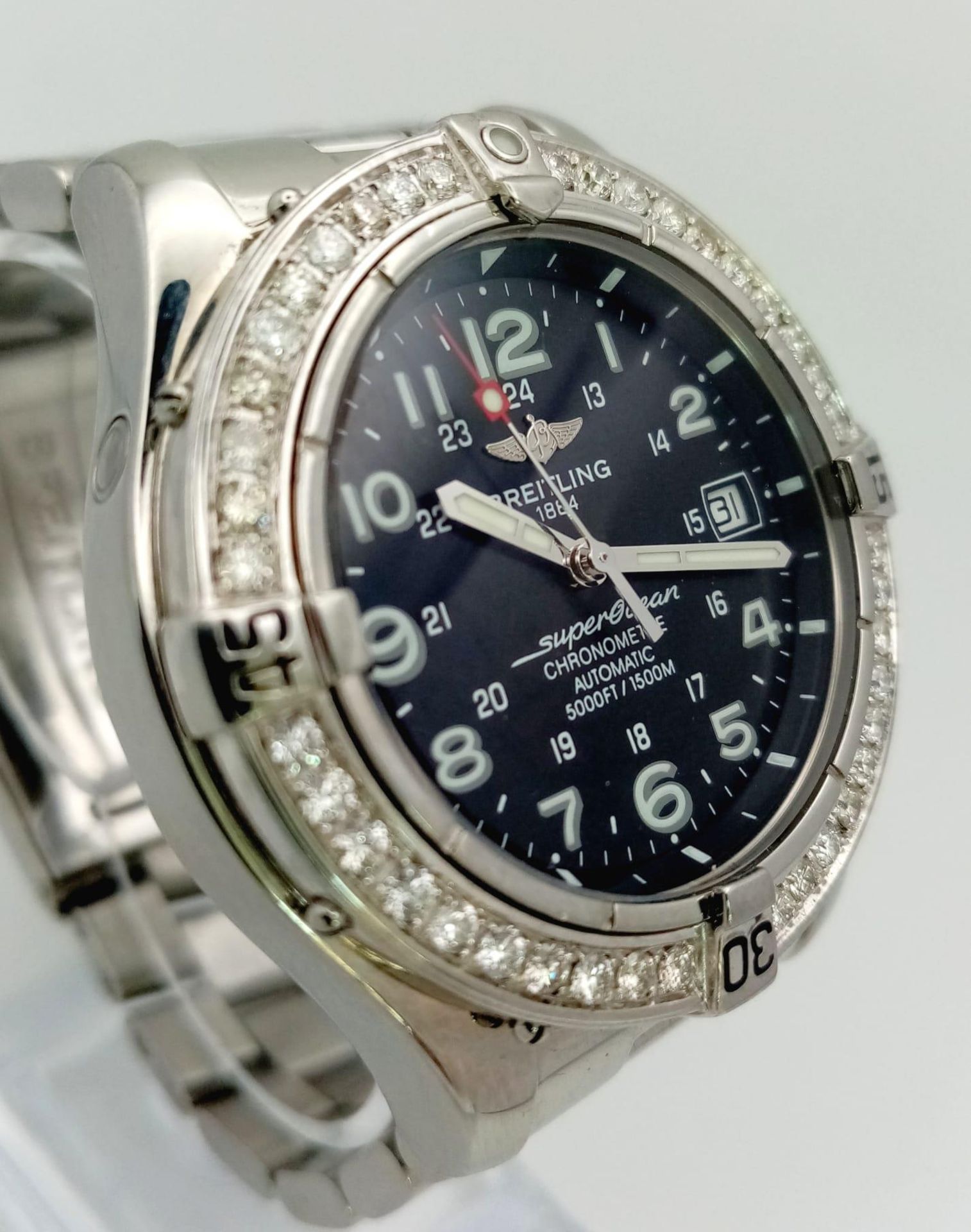 A Breitling SuperOcean Chronometer Automatic Gents Watch. Stainless steel strap and case - 42mm. - Image 4 of 9