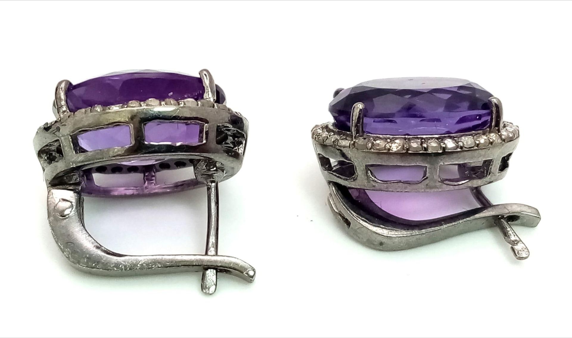 An Amethyst Gemstone Ring with a Matching Pair of Stud Earrings. Both with Diamond Accents. All - Image 5 of 6