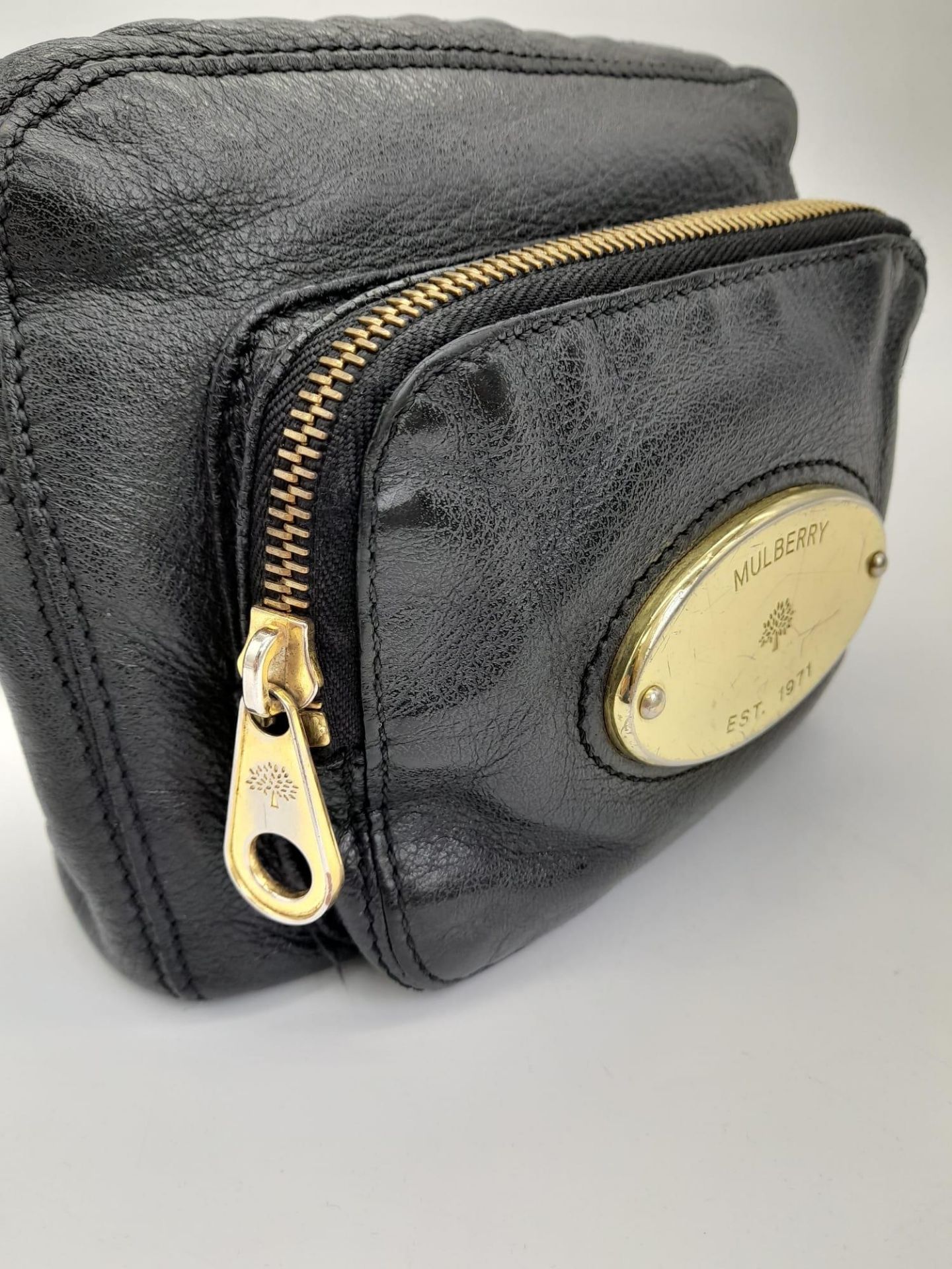 A MULBERRY DOUBLE ZIP SMALL SHOULDER BAG IN SOFT BLACK LEATHER. SEE PHOTO'S FOR CONDITION.. - Bild 4 aus 6