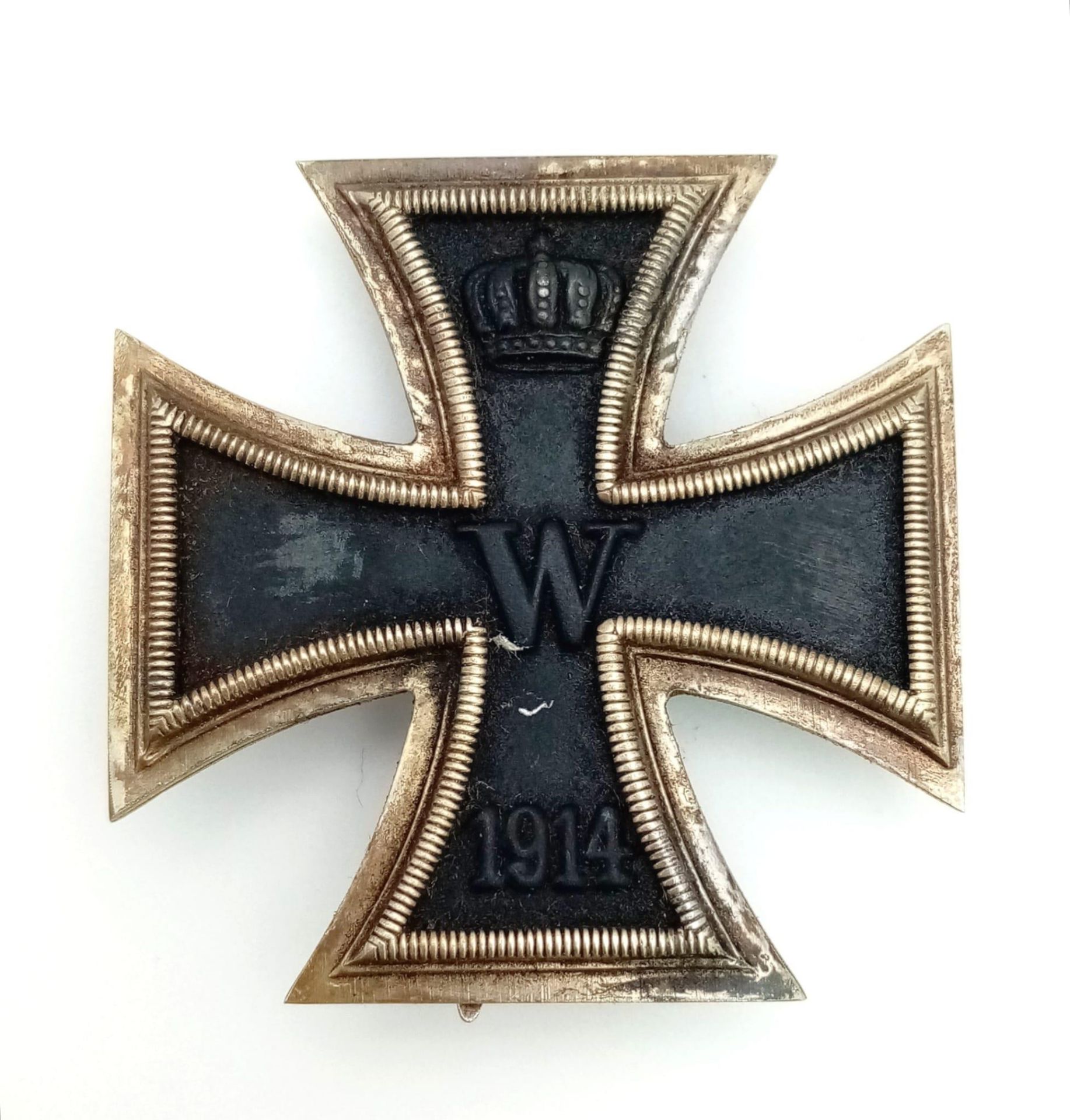 WW1 Cased Imperial German Iron Crossed 1st Class. 3-part construction with iron core - Image 2 of 4