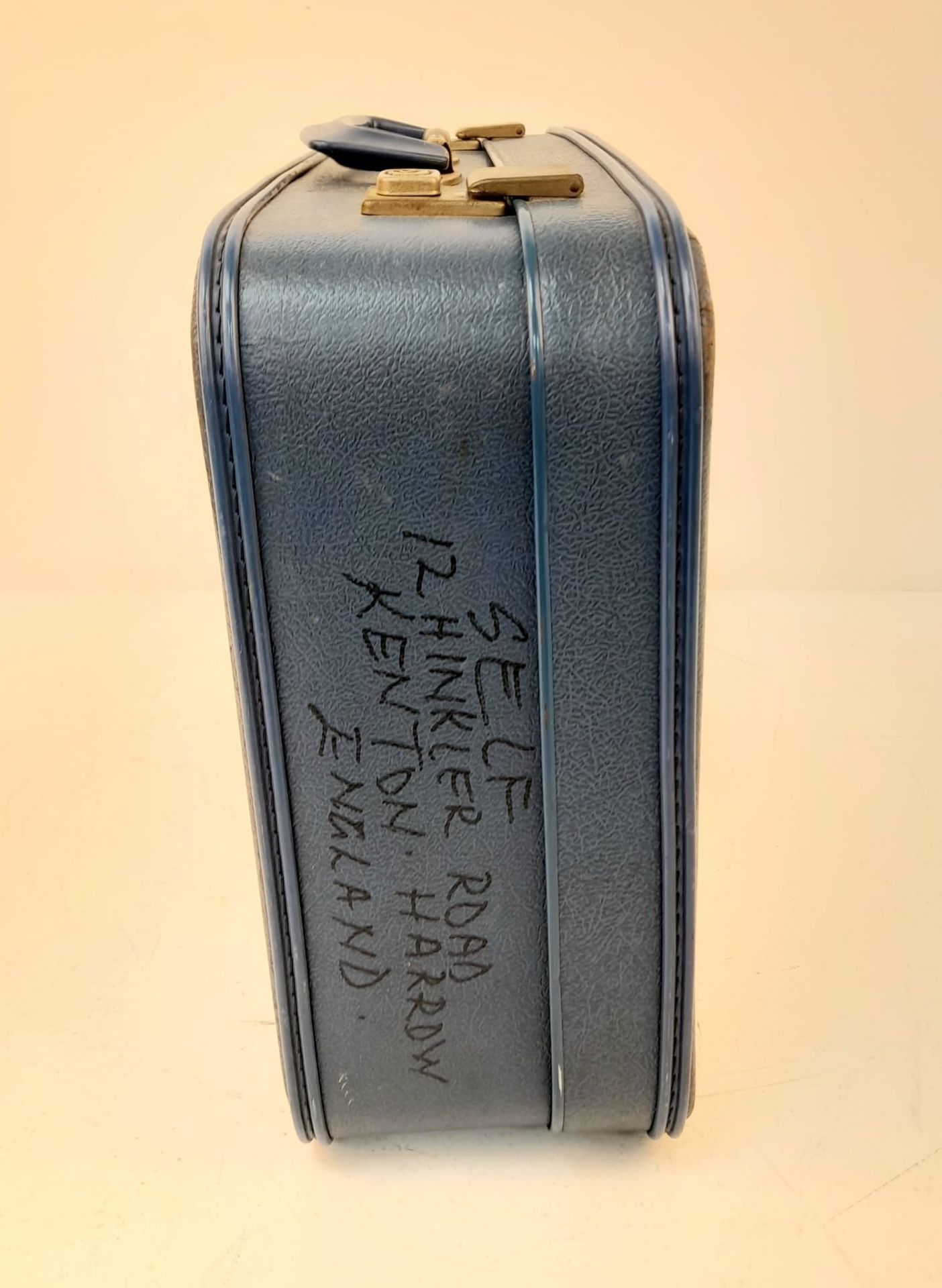 A Vintage 1960s Retro Small Blue Suitcase. 45cm x 36cm - Bild 3 aus 7