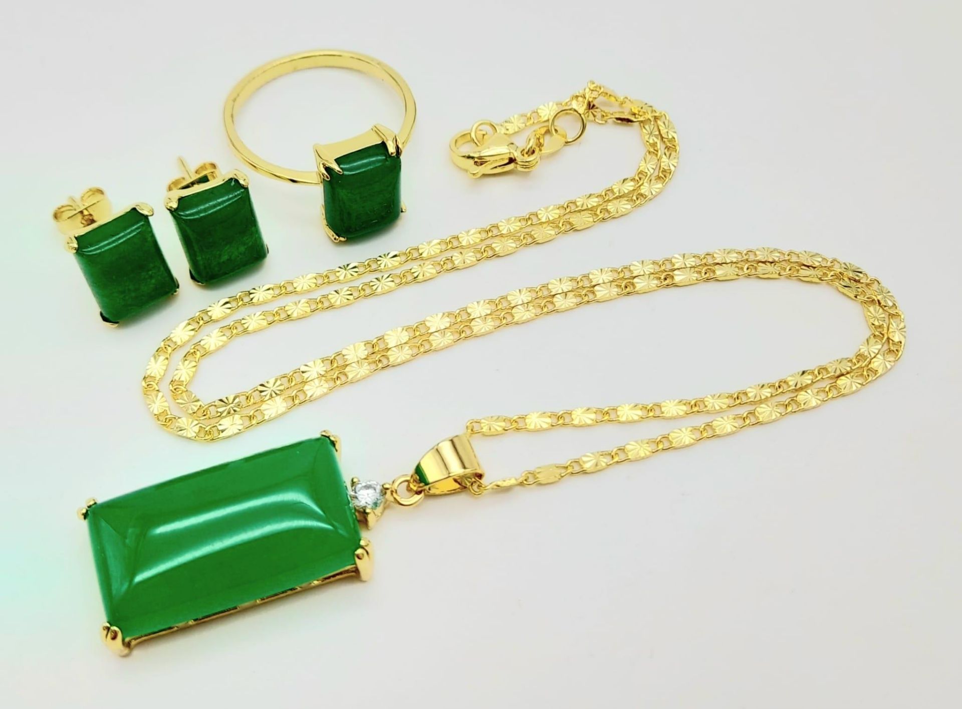 Jade Jewellery Set Including: Earrings, Ring - Size P and Pendant - 3.5cm with gilded necklace.