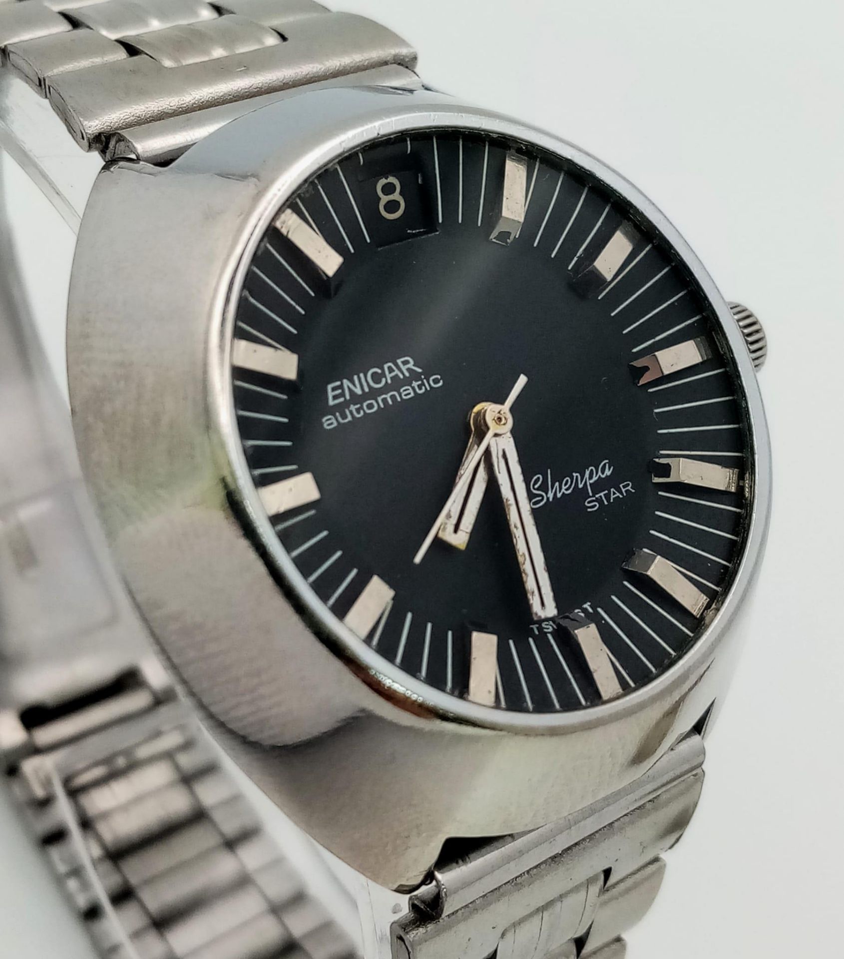 A Very Rare Enicar Sherpa Automatic Gents Watch. Stainless steel strap and case - 38mm. Black dial - Image 2 of 8