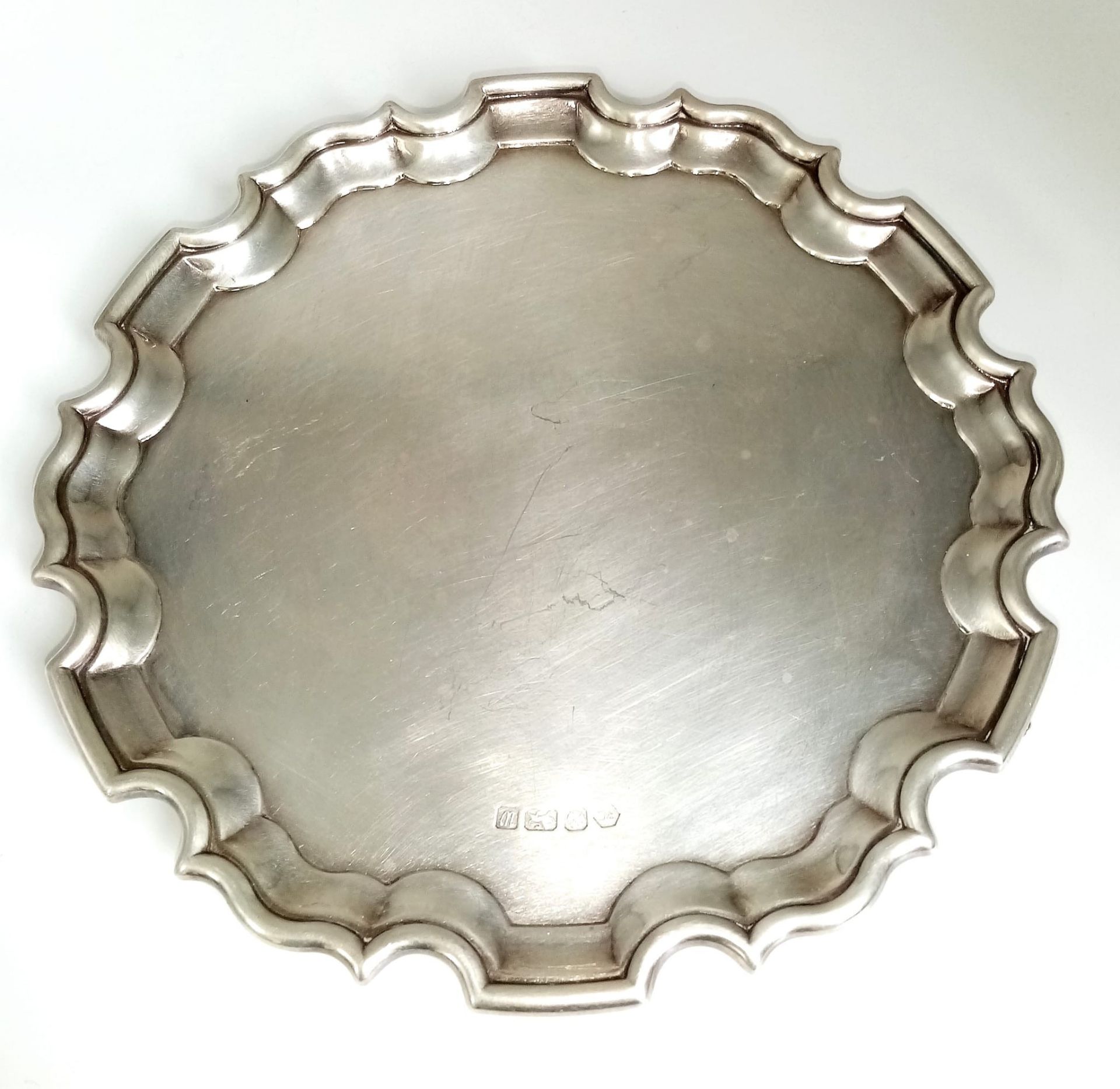 A Vintage Sterling Silver Small Salver Dish on Three Pedestal Feet. 20cm diameter. 391g