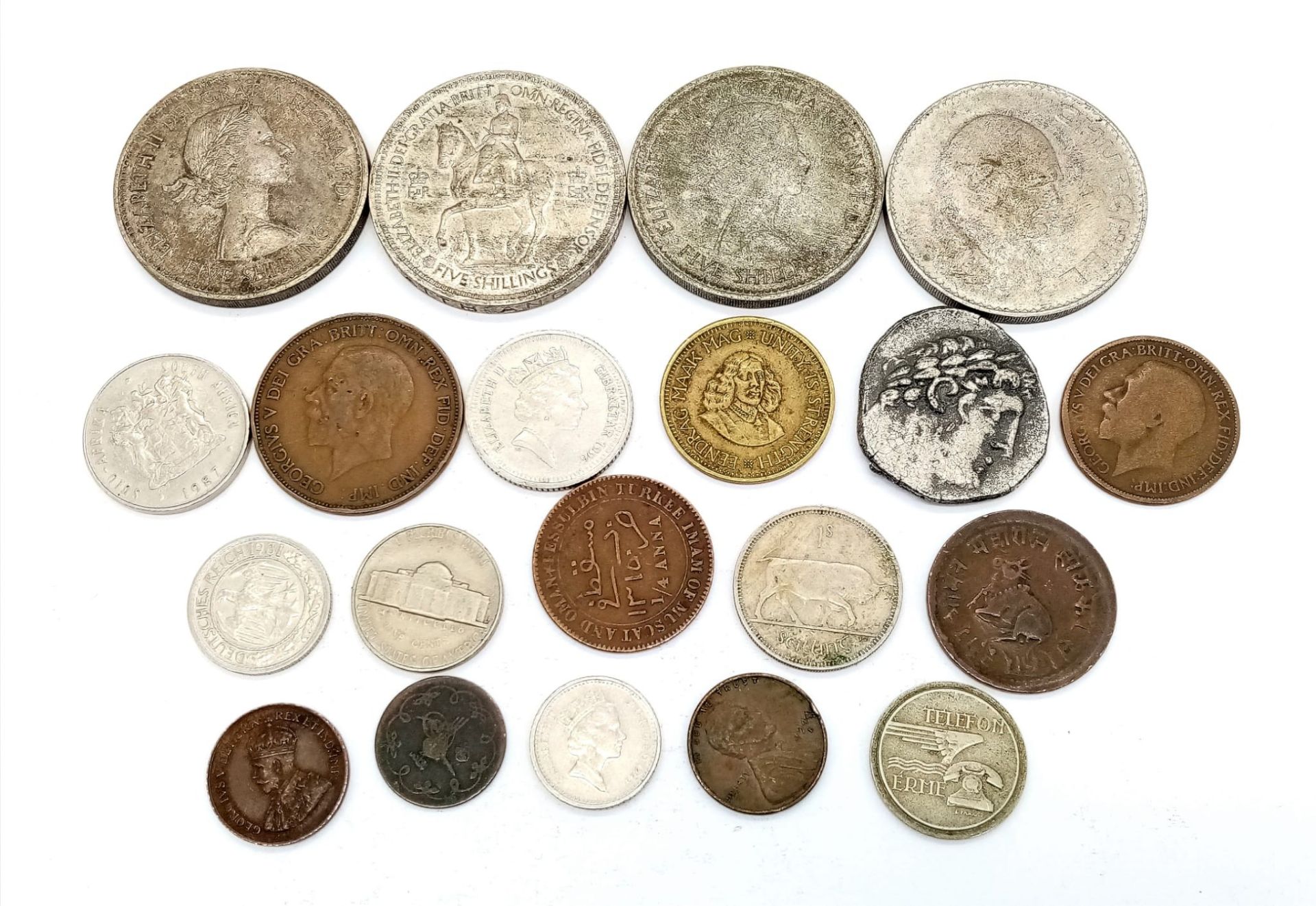 An Interesting Collection of 20 Vintage and Antique Coins Comprising; 4 Crowns, 1965 Churchill x