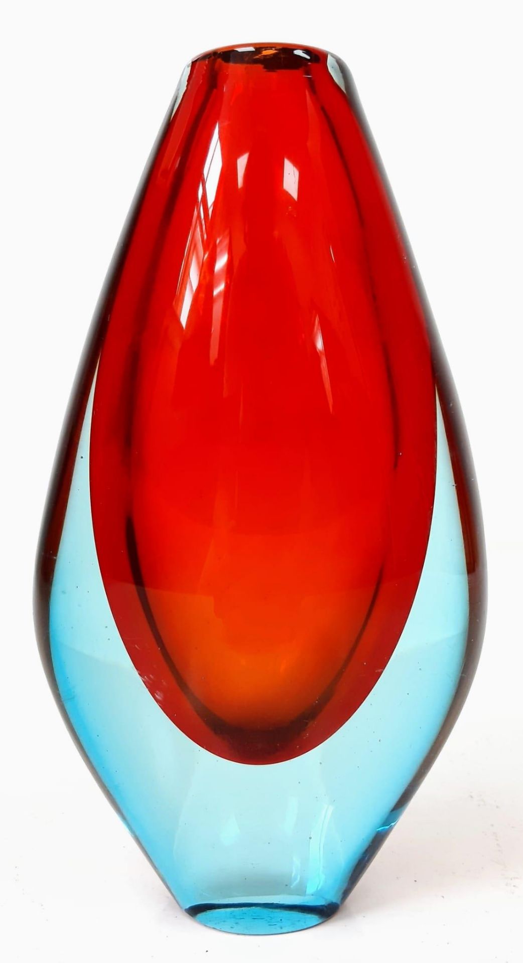 A Murano-Inspired Fire-Red and Sky-Blue Decorative Glass Vase. 24cm tall