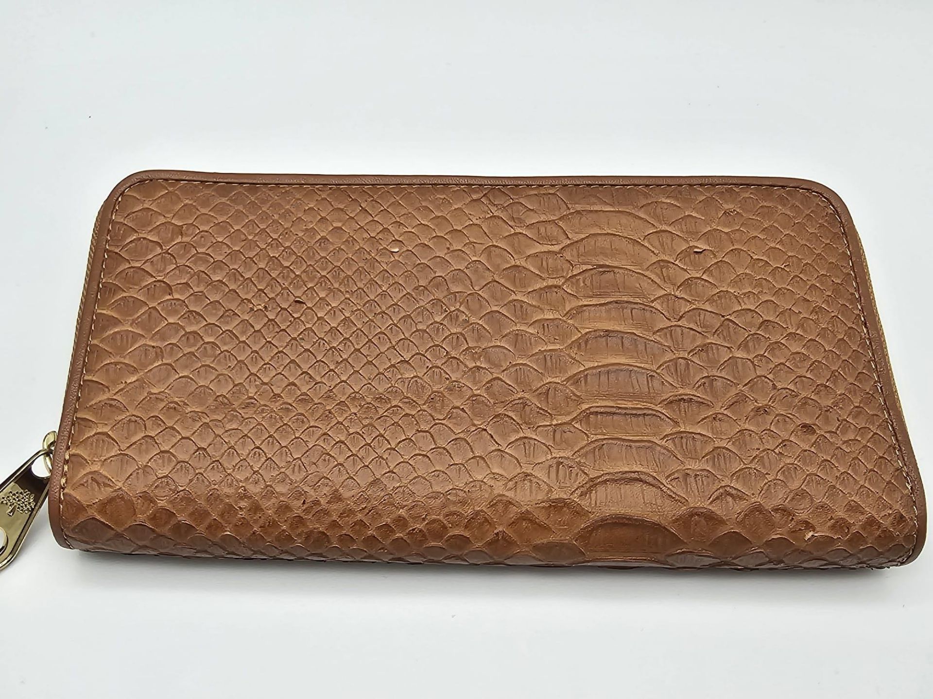 A Mulberry Brown Leather Clutch Bag/Wallet. Textured leather exterior with an inner zipped - Bild 3 aus 9