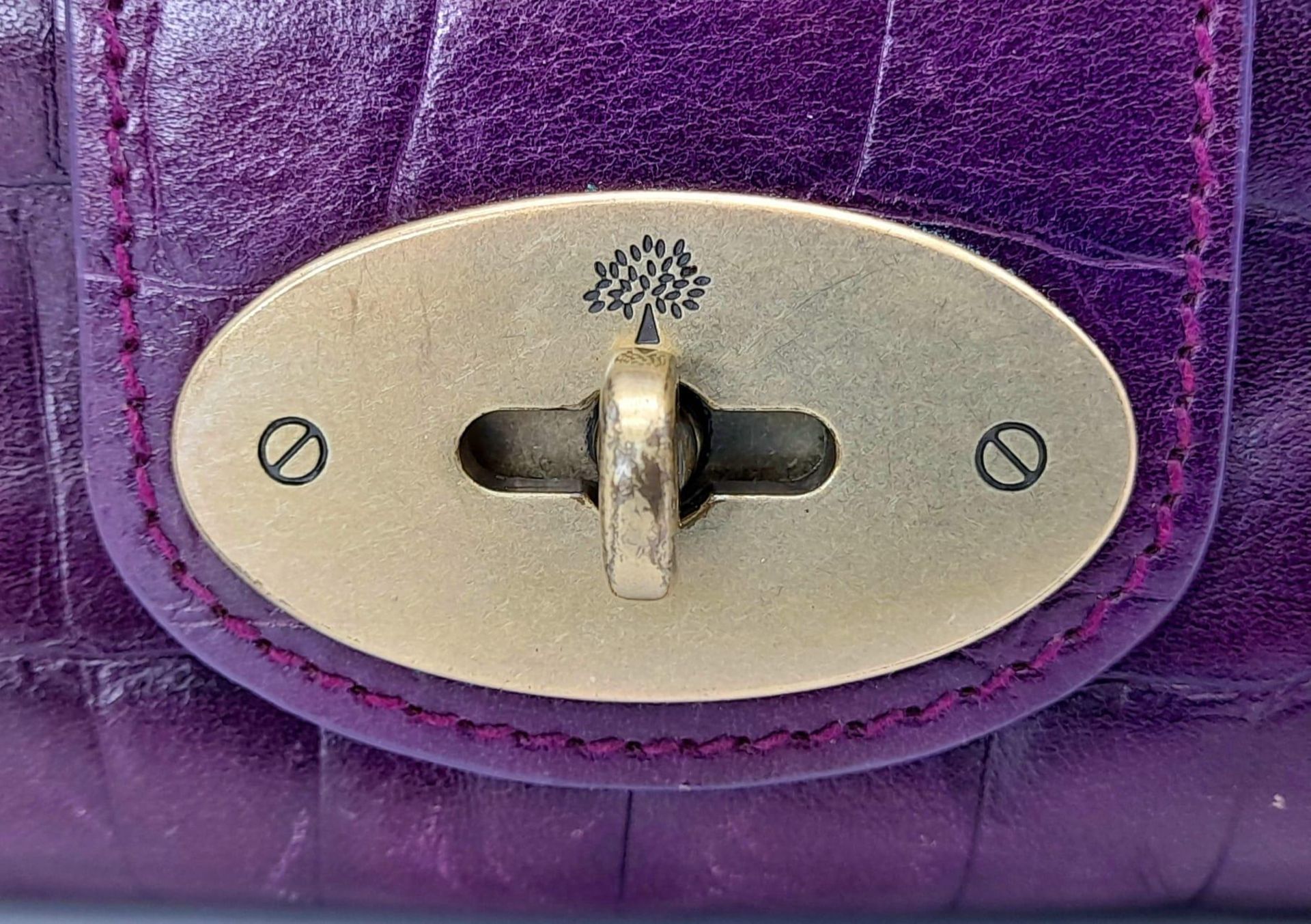 A Mulberry Purple Leather Baguette Handbag. 24cm x 12cm. Ref: 13004 - Bild 3 aus 6