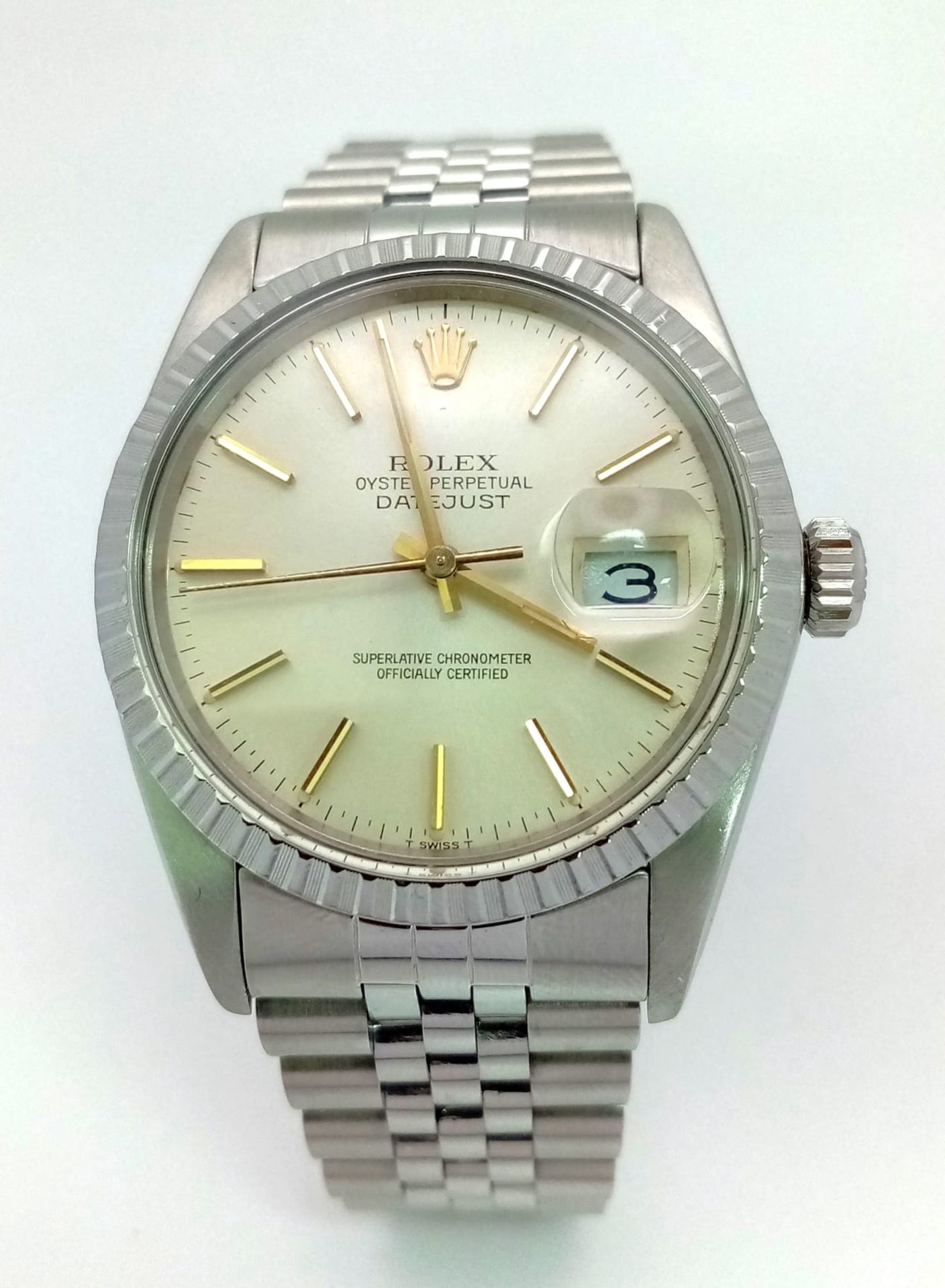 A Rolex Oyster Perpetual Datejust Gents Watch. Stainless steel strap and case - 36mm. Light gilded - Bild 4 aus 9