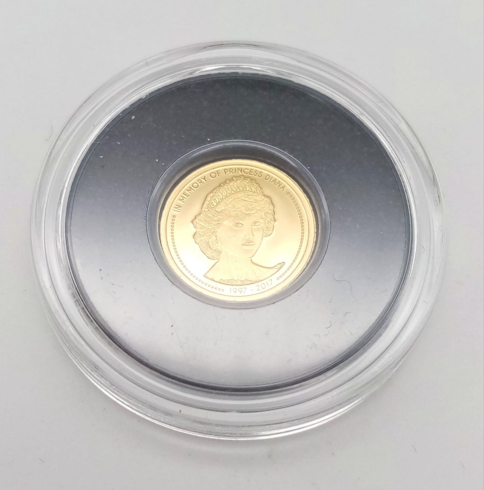 THE WORLDS SMALLEST GOLD COIN , 0.311 OF 24K GOLD PROOF QUALITY $5FROM THE COOK ISLANDS DATED