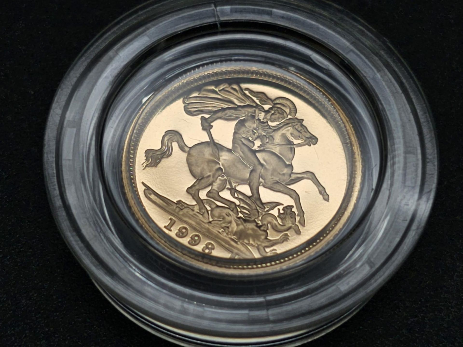 A 1998 Royal Mint 22K Gold Half Sovereign Coin. This limited edition proof coin ( No. 1731) comes in - Image 2 of 8