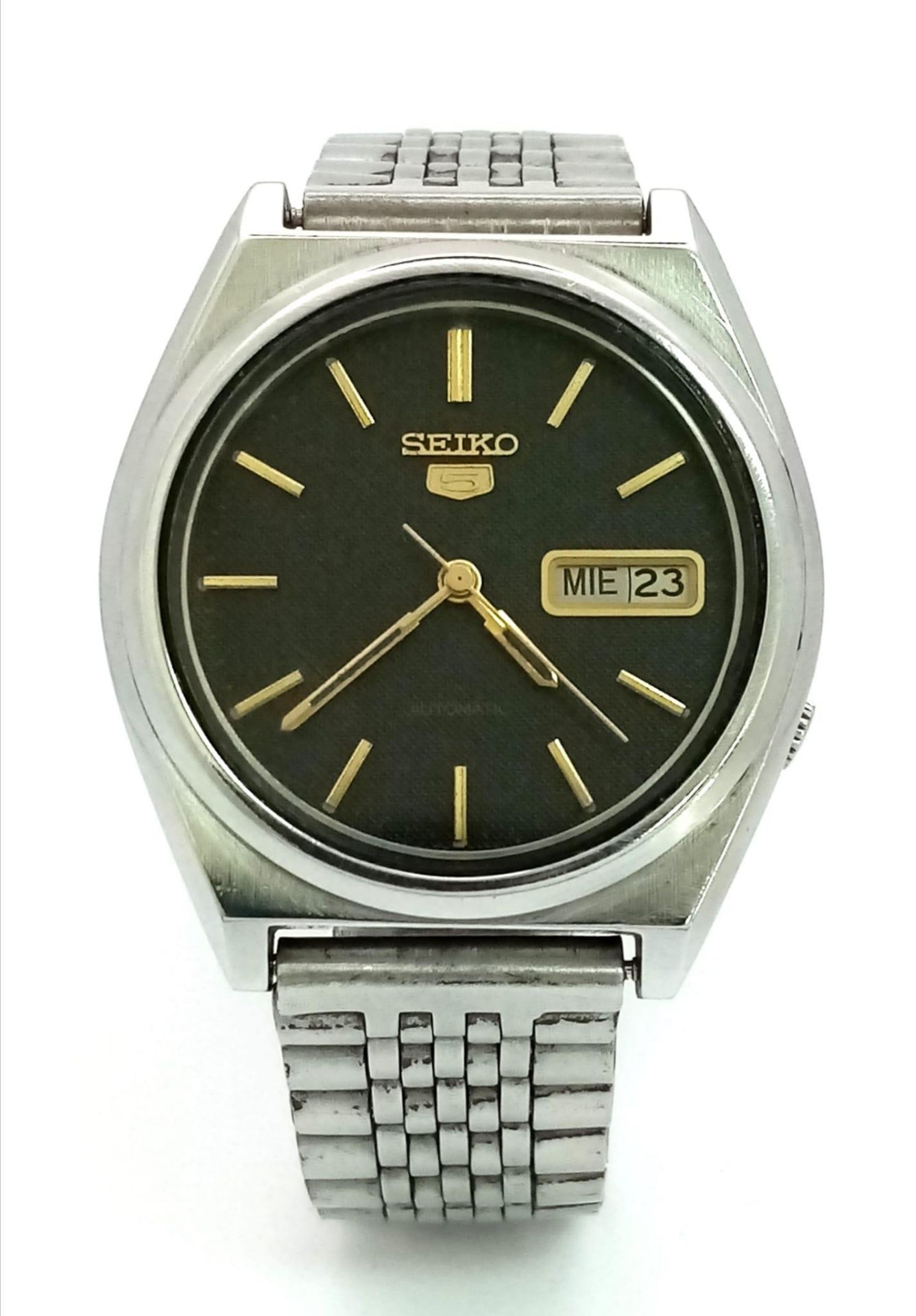 A Vintage Seiko 5 Gents Automatic Watch. Stainless steel strap and case - 38mm. Black dial with - Image 2 of 6