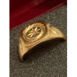 Vintage Hallmarked 9 carat yellow GOLD SIGNET RING having star design to top with centre diamond