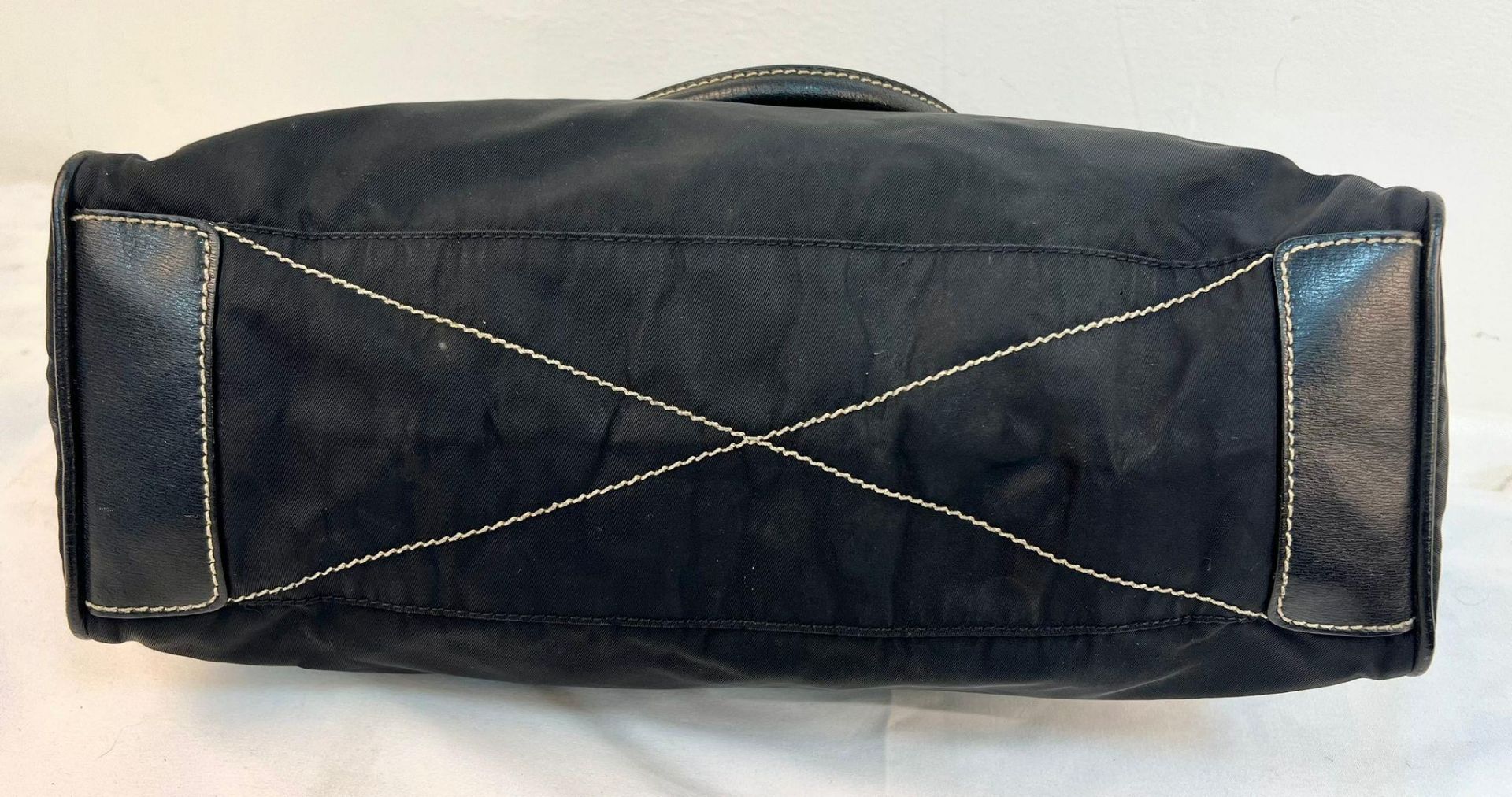 A Prada Black Cloth Bag with Black Leather Trim and Handle. 30cm x 25cm. Zipped inner compartment. - Bild 5 aus 8