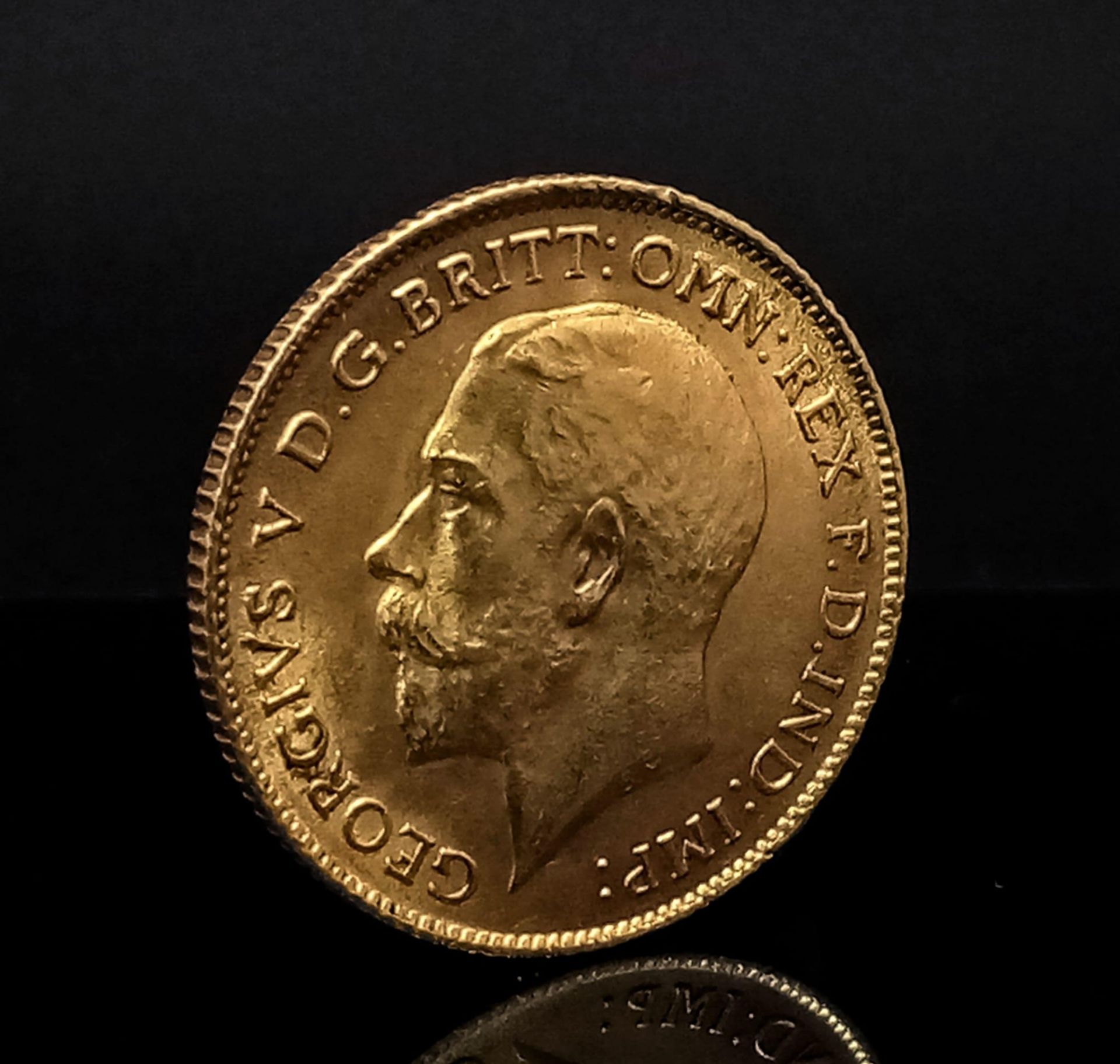 22k yellow gold half sovereign coin with King George, dated 1914, 4g - Image 2 of 3