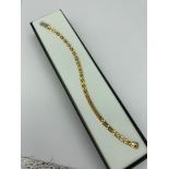 Hallmarked 14 carat Square link yellow GOLD BRACELET. 4.76 grams. 19cm.