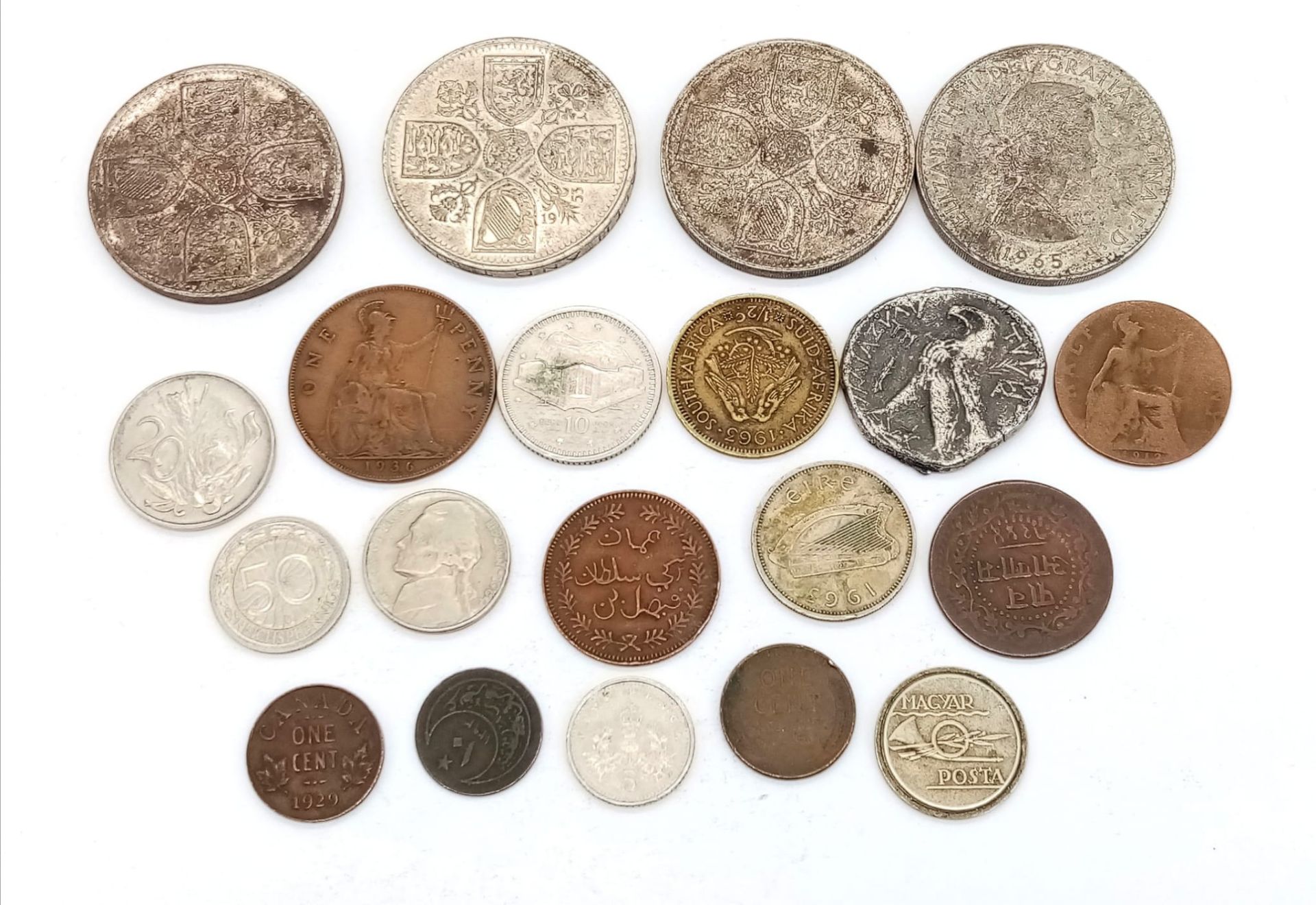 An Interesting Collection of 20 Vintage and Antique Coins Comprising; 4 Crowns, 1965 Churchill x - Image 2 of 2