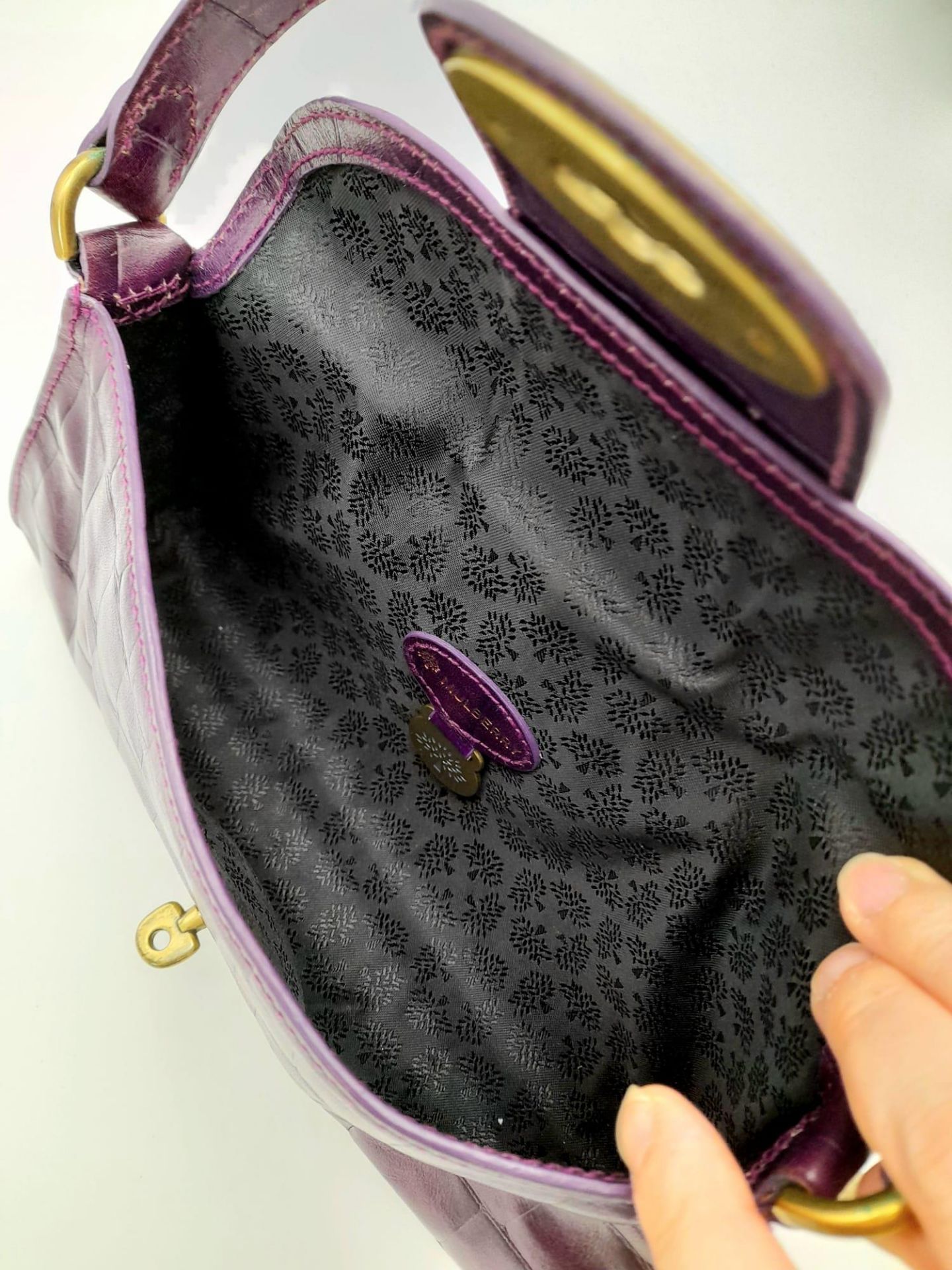 A Mulberry Purple Leather Baguette Handbag. 24cm x 12cm. Ref: 13004 - Bild 4 aus 6
