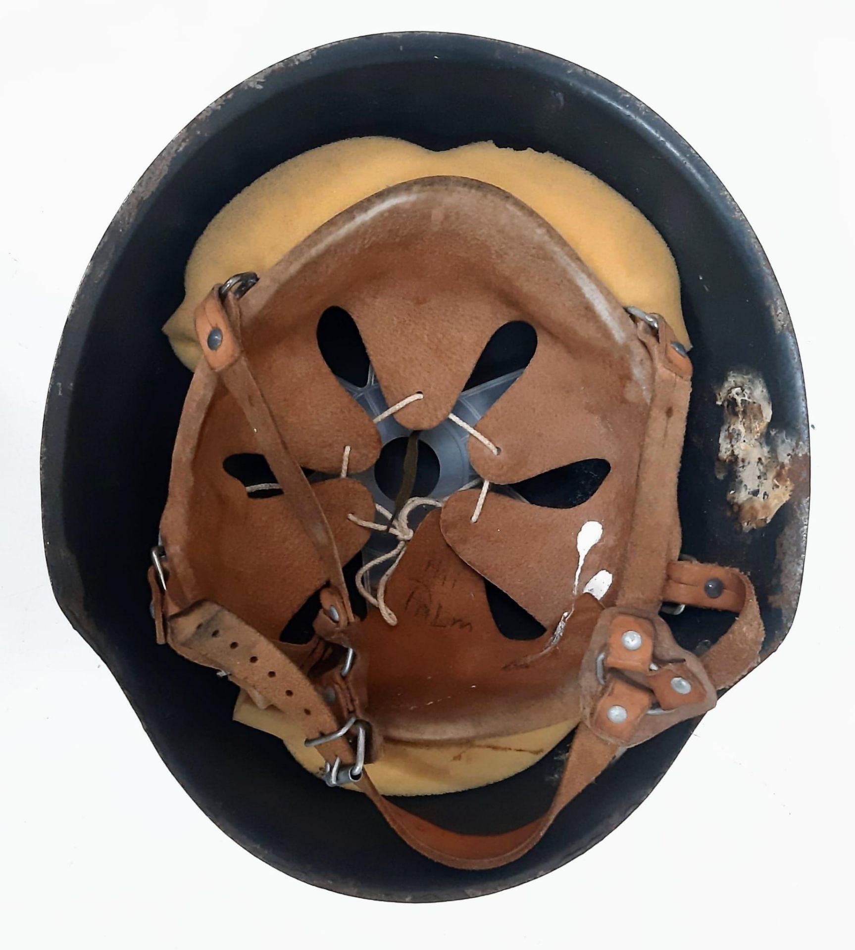 Cold War Period East German D.D.R M56 Helmet with hand painted reunification memorial. - Bild 5 aus 7