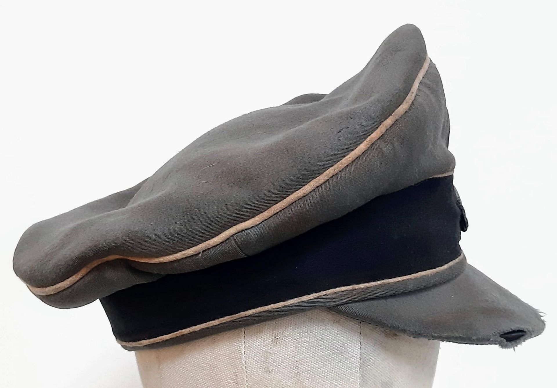 3rd Reich Waffen SS Trikot Crusher Cap with White Piping. A real “been there” example. - Bild 4 aus 6