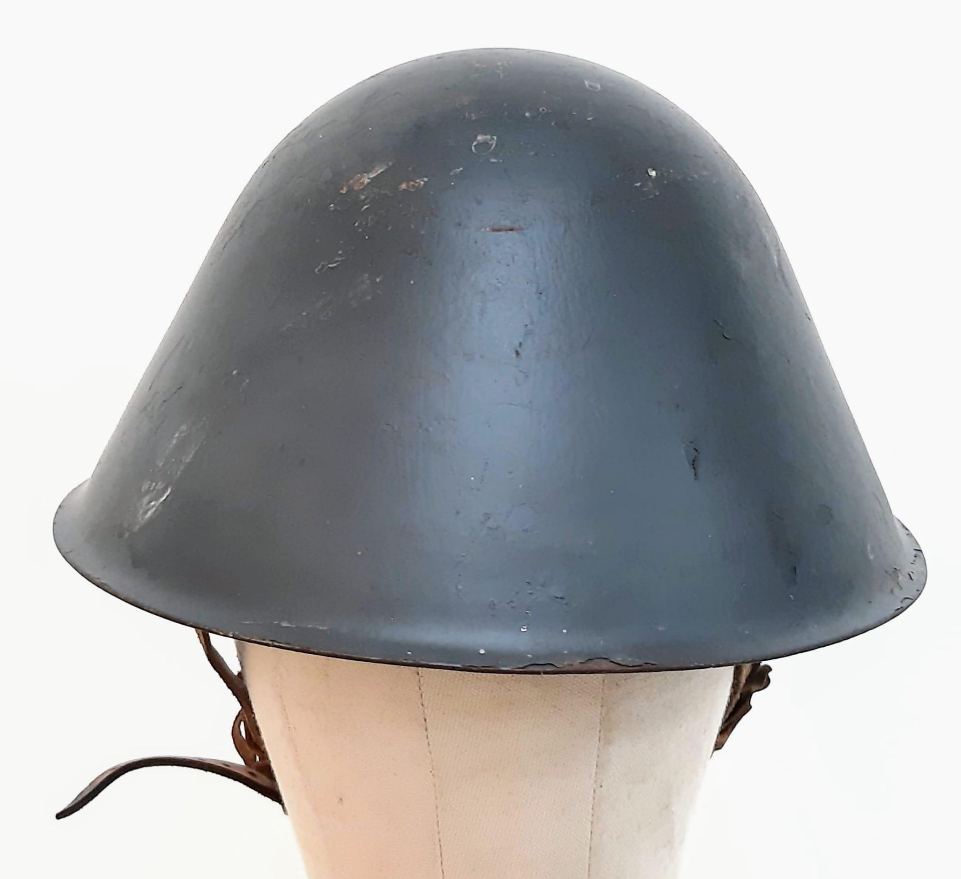 Cold War Period East German D.D.R M56 Helmet with hand painted reunification memorial. - Bild 3 aus 7