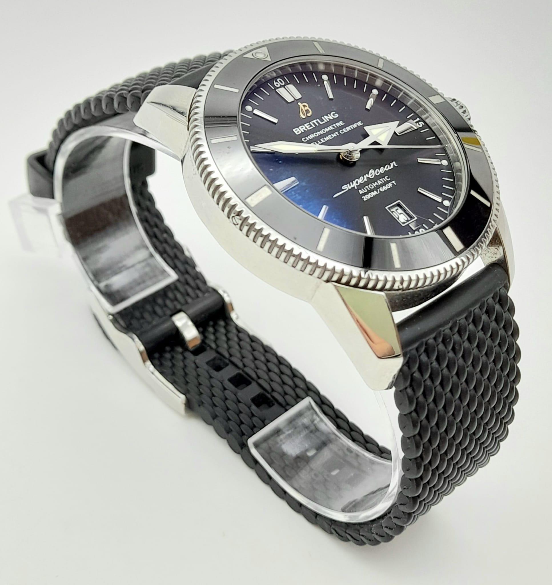 A BREITLING "SUPER-OCEAN" AUTOMATIC CHRONOMETER WITH BOX AND PAPERS IN EXCELLENT CONDITION. 45mm - Image 5 of 23