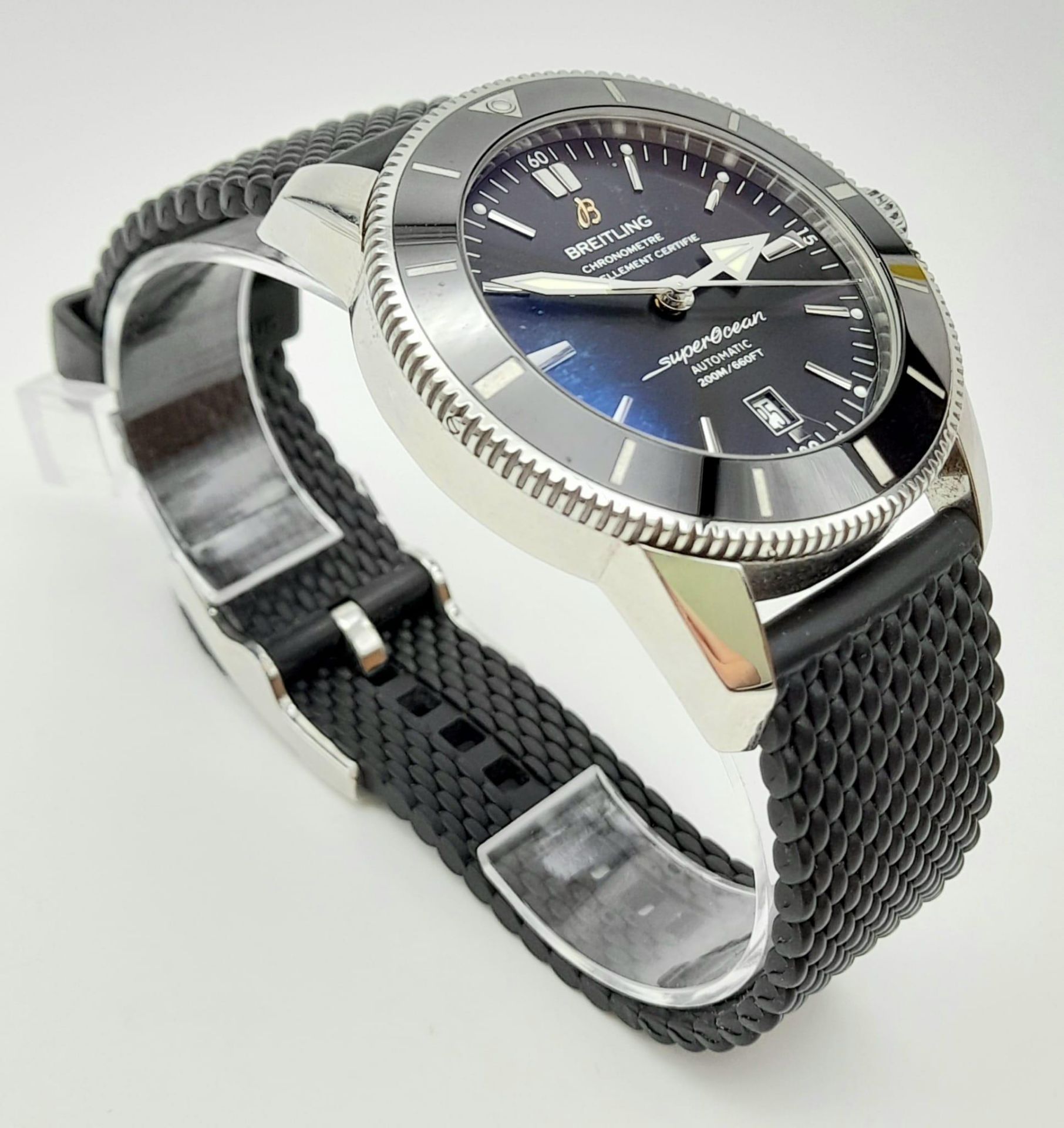 A BREITLING "SUPER-OCEAN" AUTOMATIC CHRONOMETER WITH BOX AND PAPERS IN EXCELLENT CONDITION. 45mm - Bild 5 aus 23