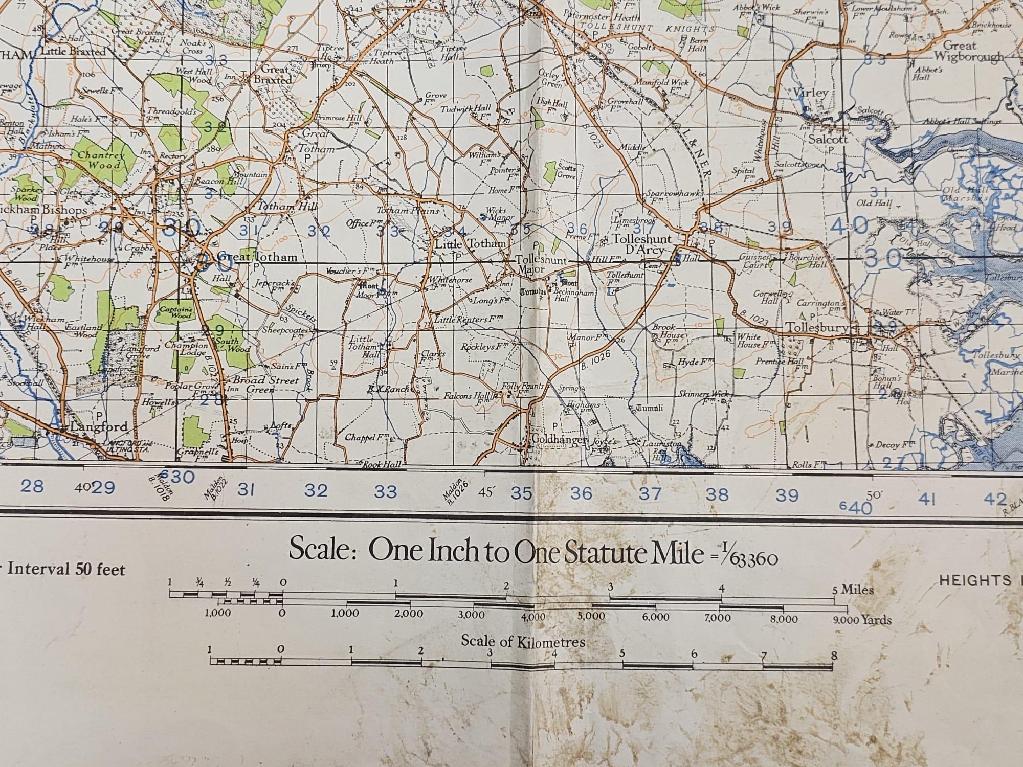 An Original WW2 1940-41 War Office Issue Map of Colchester and Surrounding Area. 56 x 74cm - Image 5 of 8