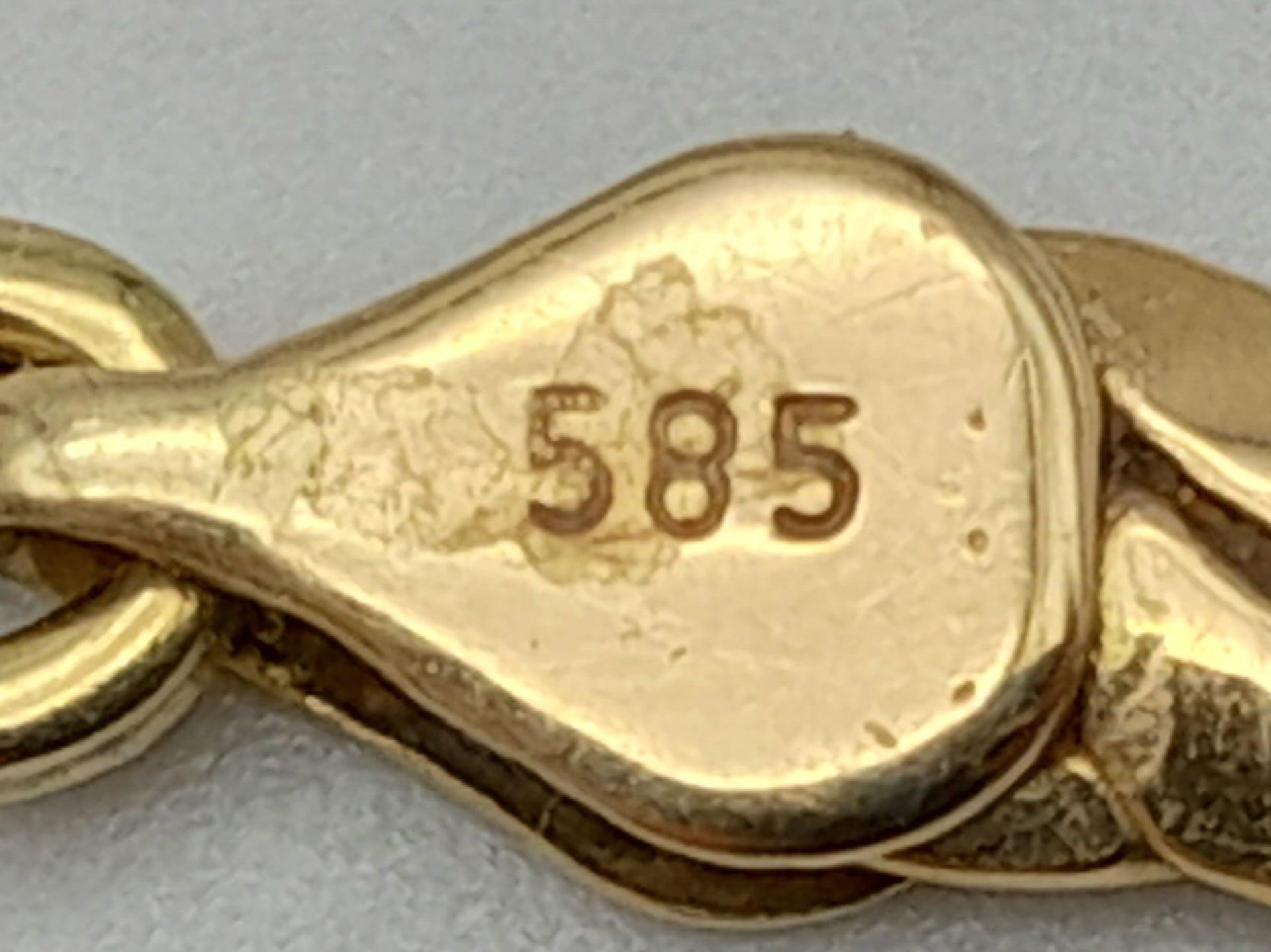 A 14K Yellow Gold Flat Tight-Curb-Link Long Bracelet. 27cm. 5.93g - Bild 3 aus 4