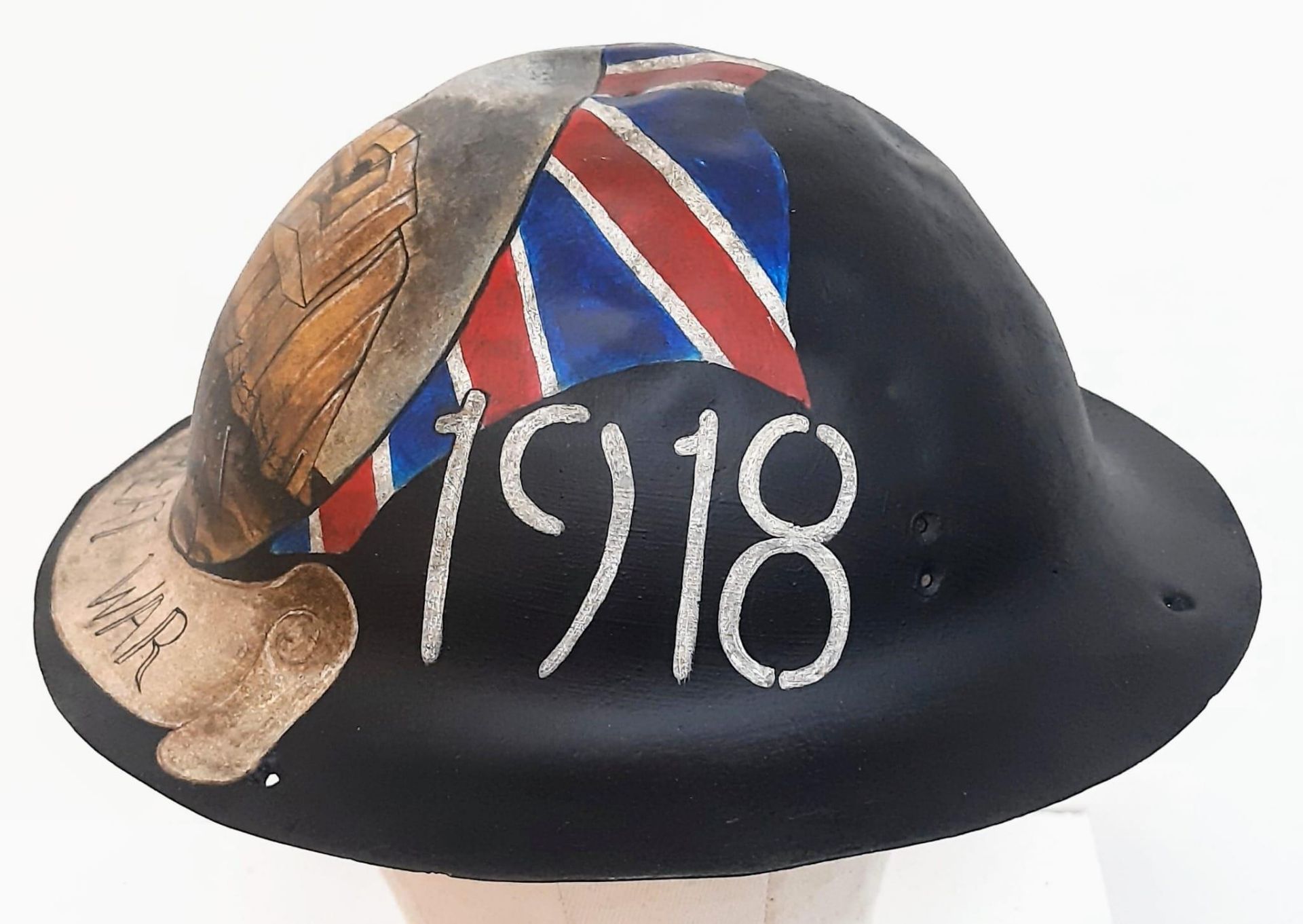 WW1 British Helmet with post War memorial Painting. - Bild 3 aus 5