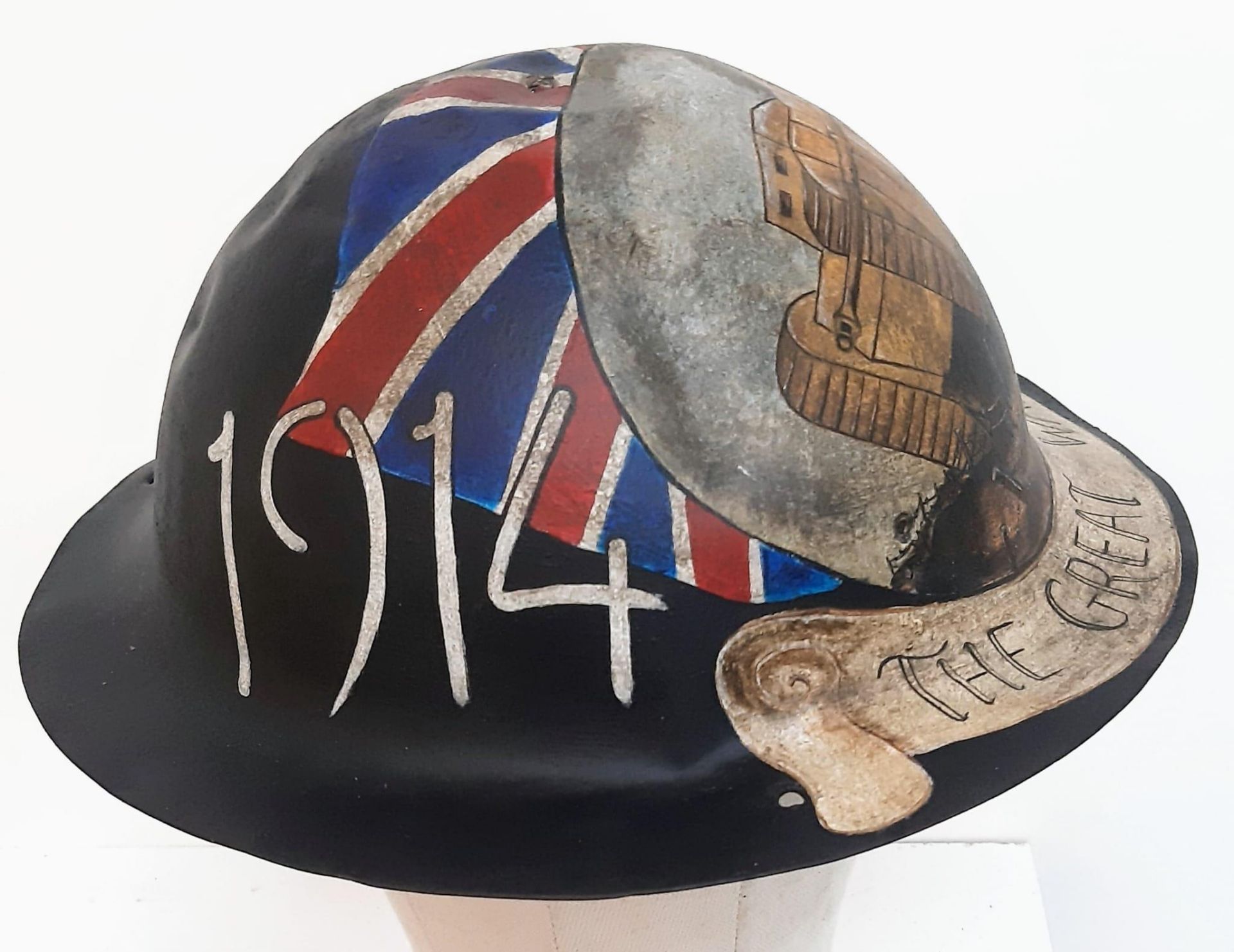 WW1 British Helmet with post War memorial Painting. - Bild 2 aus 5