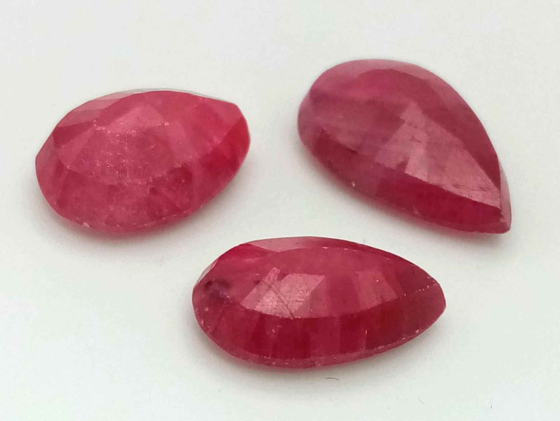 37.23 Ct Faceted Ruby Gemstones Lot of 3 Pcs, Pear Shapes, IGL&I Certified - Image 2 of 4