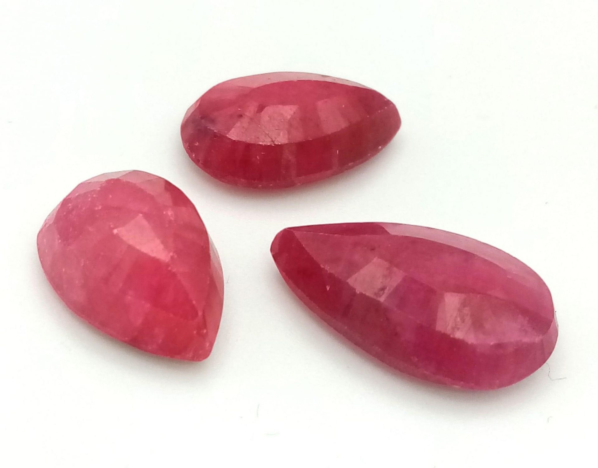 37.23 Ct Faceted Ruby Gemstones Lot of 3 Pcs, Pear Shapes, IGL&I Certified - Image 3 of 4
