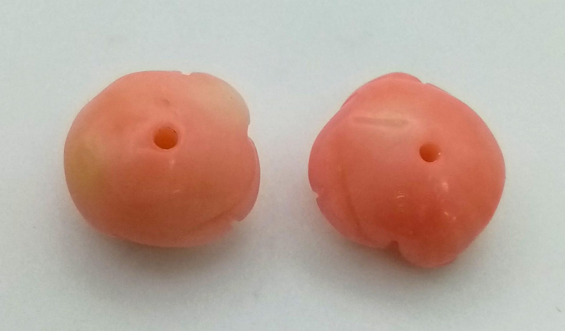 A Lot Of 53.50ct Bamboo Red Coral & Carved Pink Coral Gemstones - Image 4 of 4
