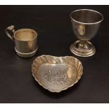Three Vintage 925 Sterling Silver Pieces. An eggcup, miniature tankard and small tray/dish. 53g