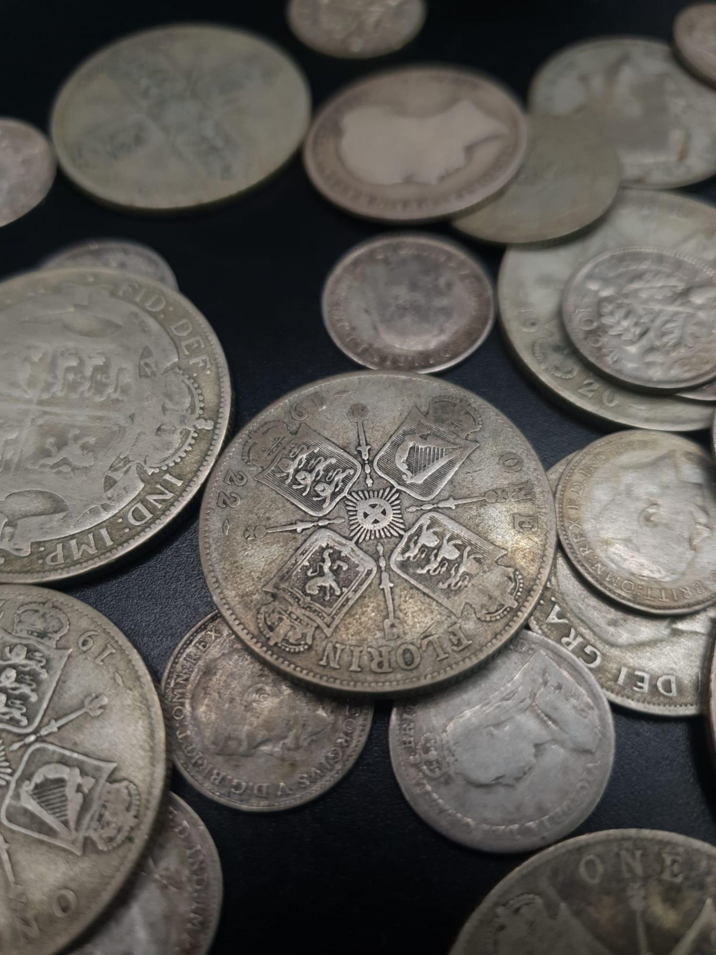 A Small Collection of Pre 1947 Silver Coins. 170g total weight. - Image 2 of 3