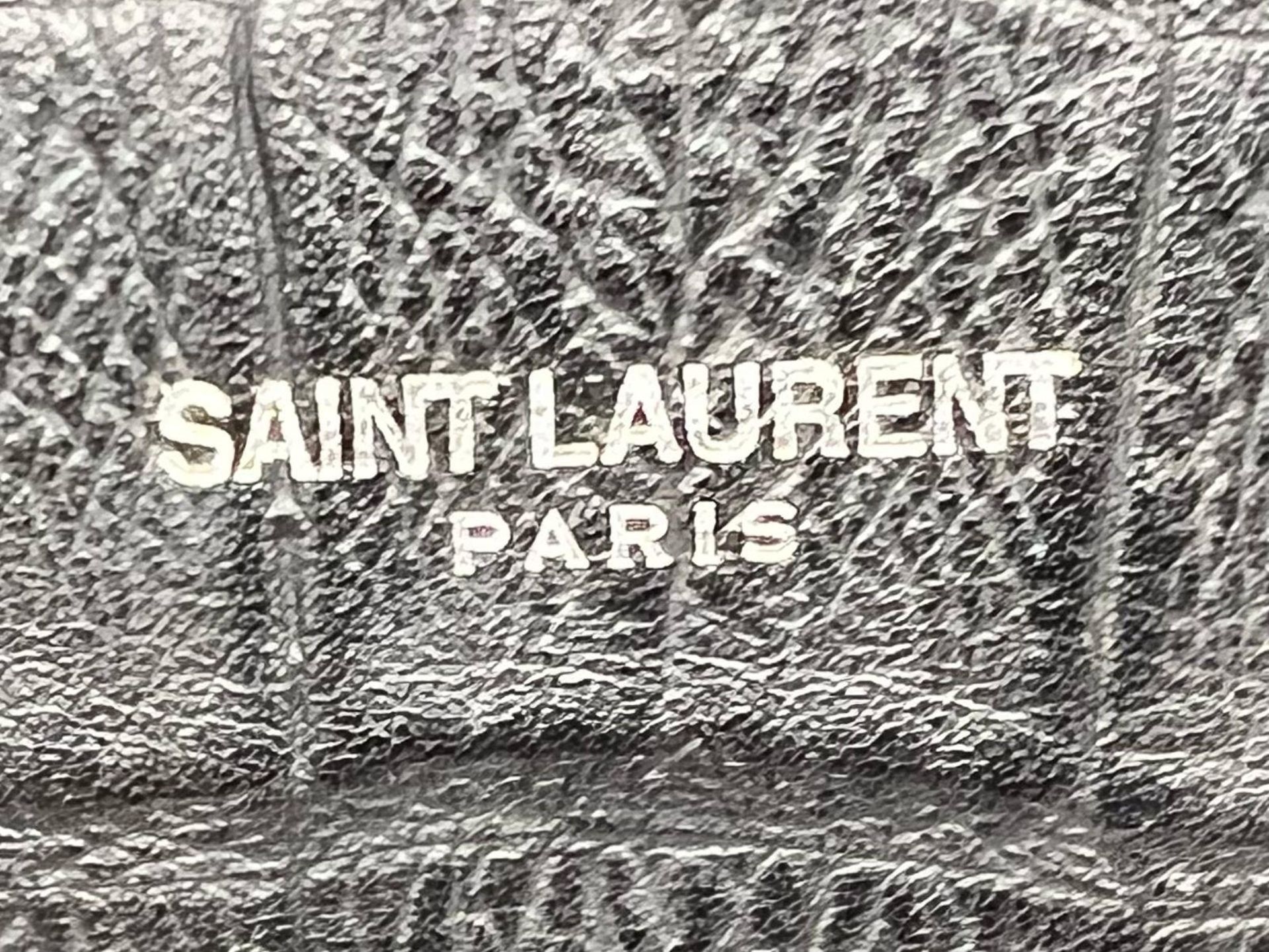 A Saint Laurent Sac de Jour Black Leather Tote Bag. Textured crocodile embossed black leather - Bild 7 aus 7
