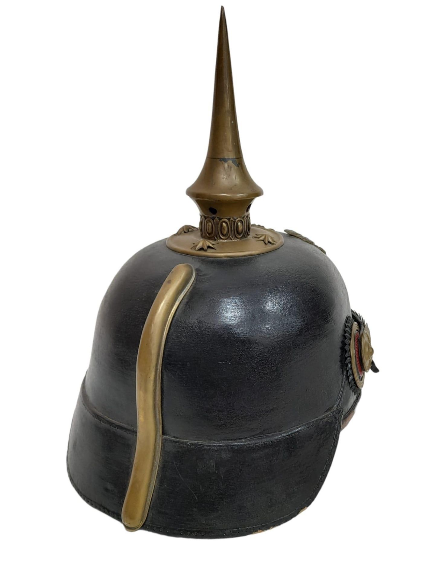 WW1 Imperial German “Brunswick” Pickelhaube. This helmet has been restored using many original parts - Bild 4 aus 6