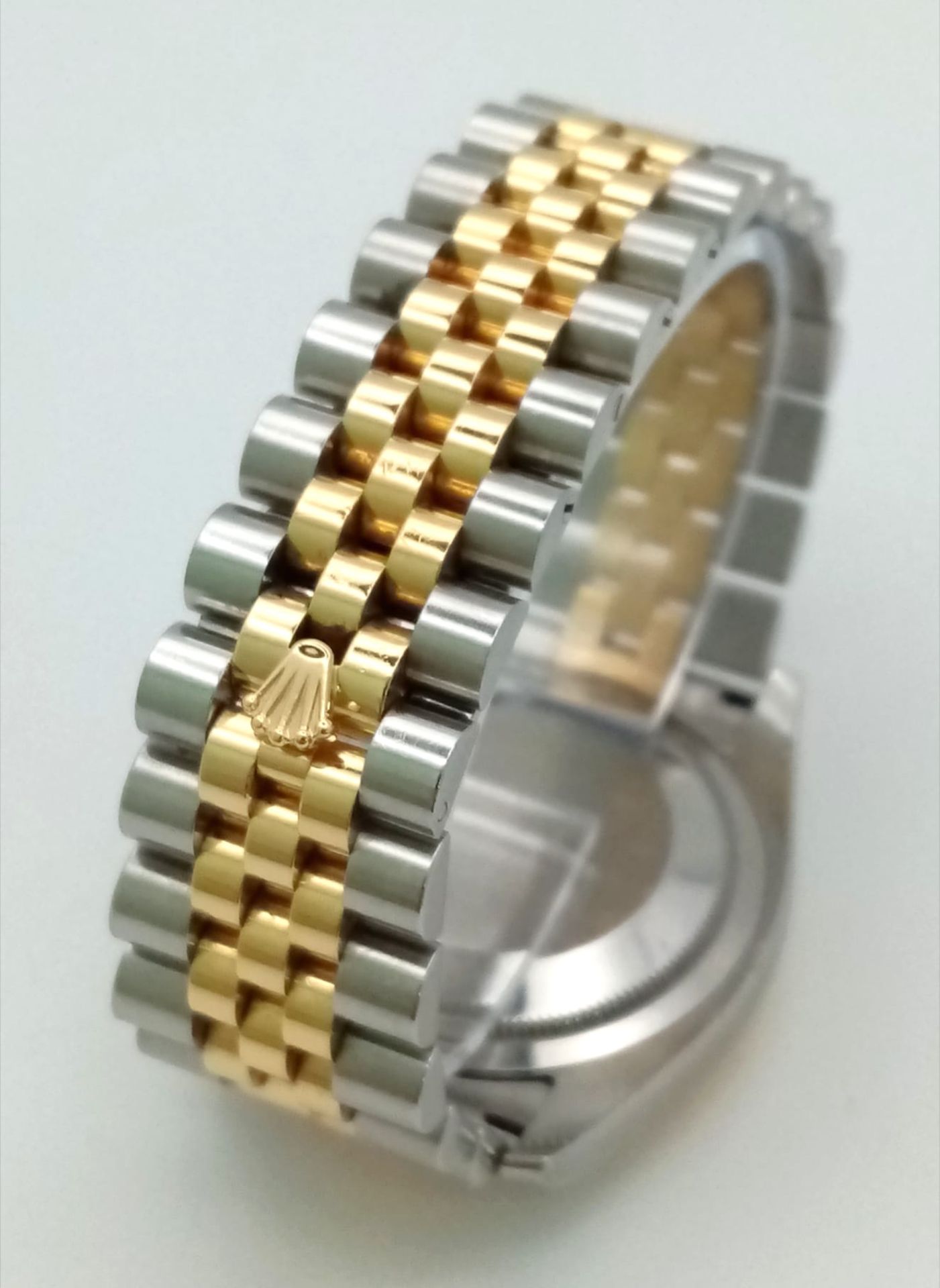 A Rolex Bi-Metal Oyster Perpetual Datejust Ladies Watch. Bi-metal strap and case - 37mm. Mother of - Image 10 of 10