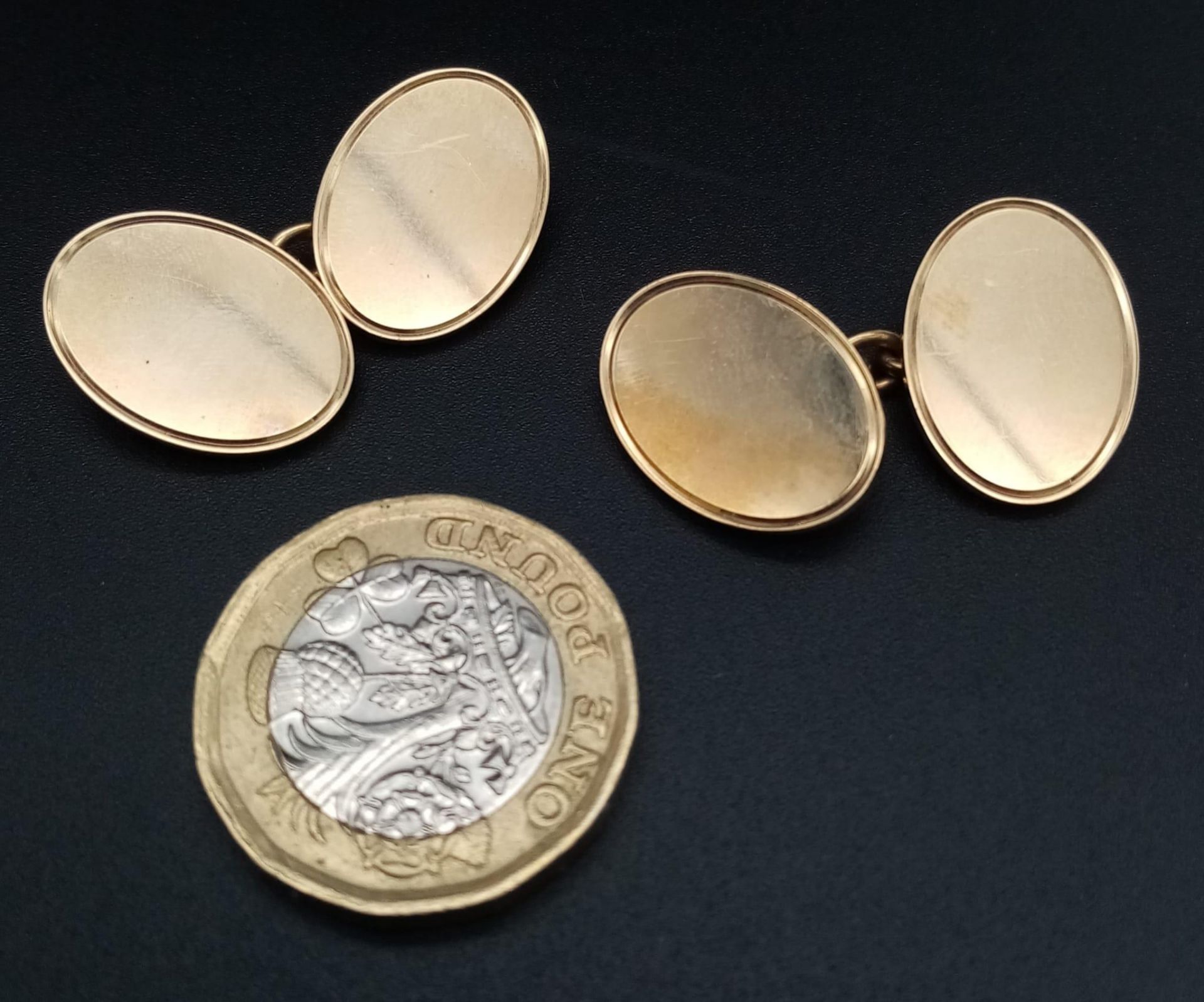 A Pair of Classic 9K Yellow Gold Oval Cufflinks. 15.42g total weight. - Image 2 of 5