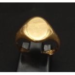 A Vintage 18K Yellow Gold Signet Ring. Size O. 6.2g