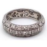 18K WHITE GOLD DIAMOND BAND RING. APPROX 1.30CT DIAMOND. TOTAL WEIGHT 4G. SIZE N