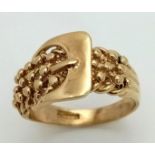 A 9K YELLOW GOLD BUCKLE KEEPER RING 7.6G SIZE U
