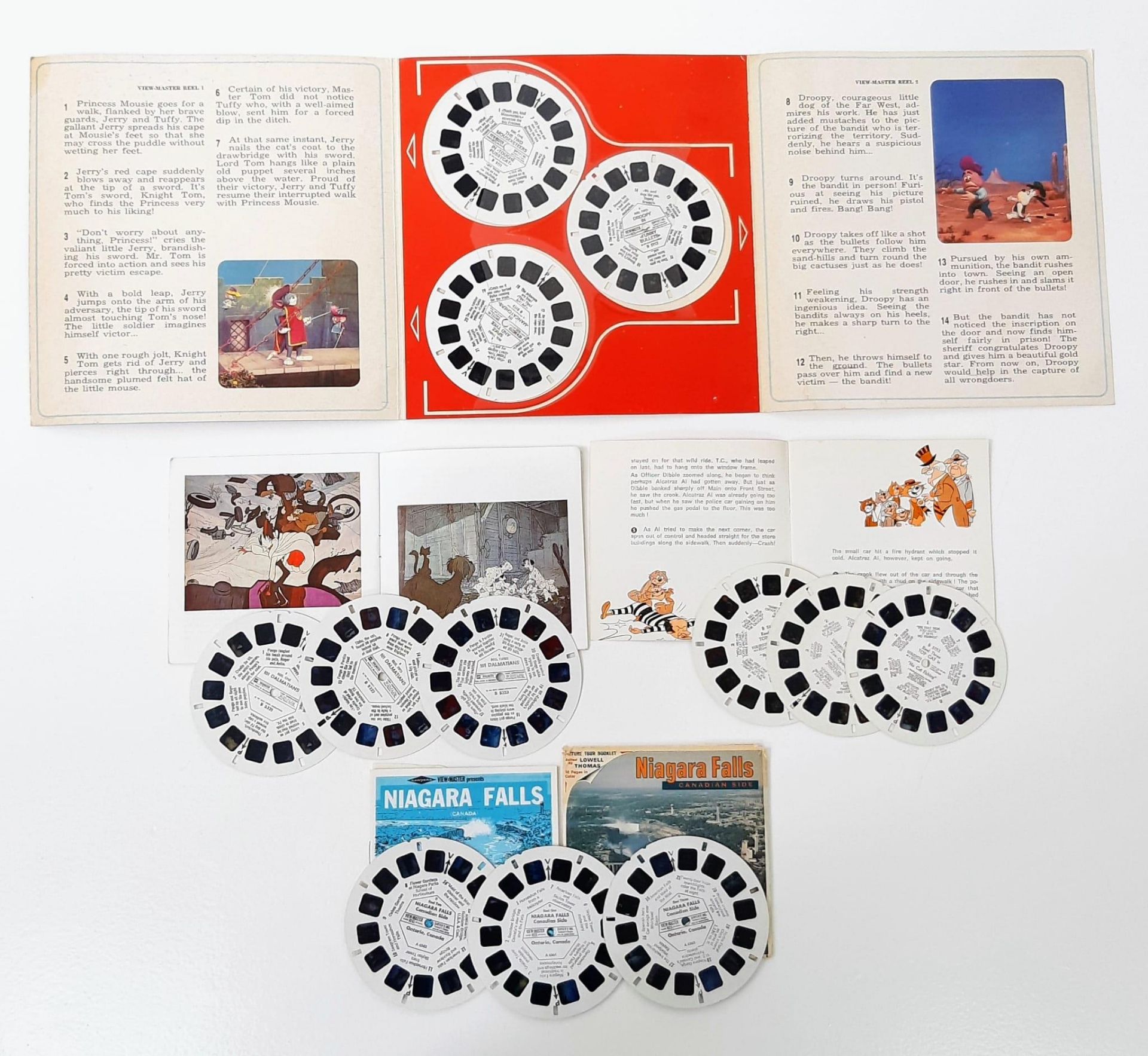 A Pair of Viewmaster Toys with Four View Packs Including Tom and Jerry! - Image 4 of 8