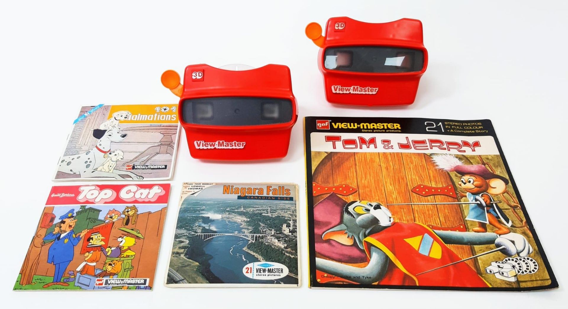 A Pair of Viewmaster Toys with Four View Packs Including Tom and Jerry!