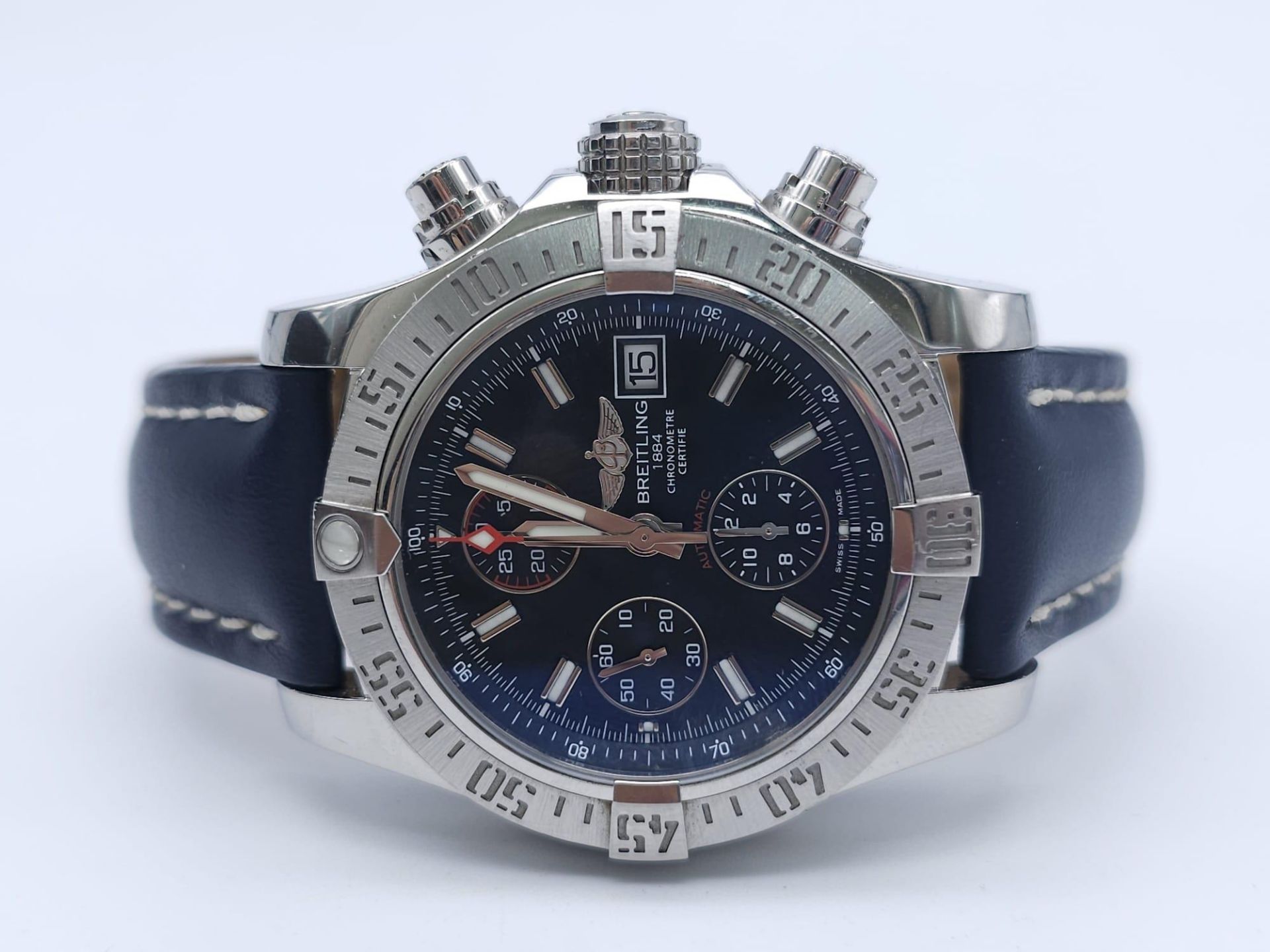 A Breitling Automatic Chronograph Avenger II Gents Watch. Blue leather strap. Stainless steel case - - Image 4 of 20