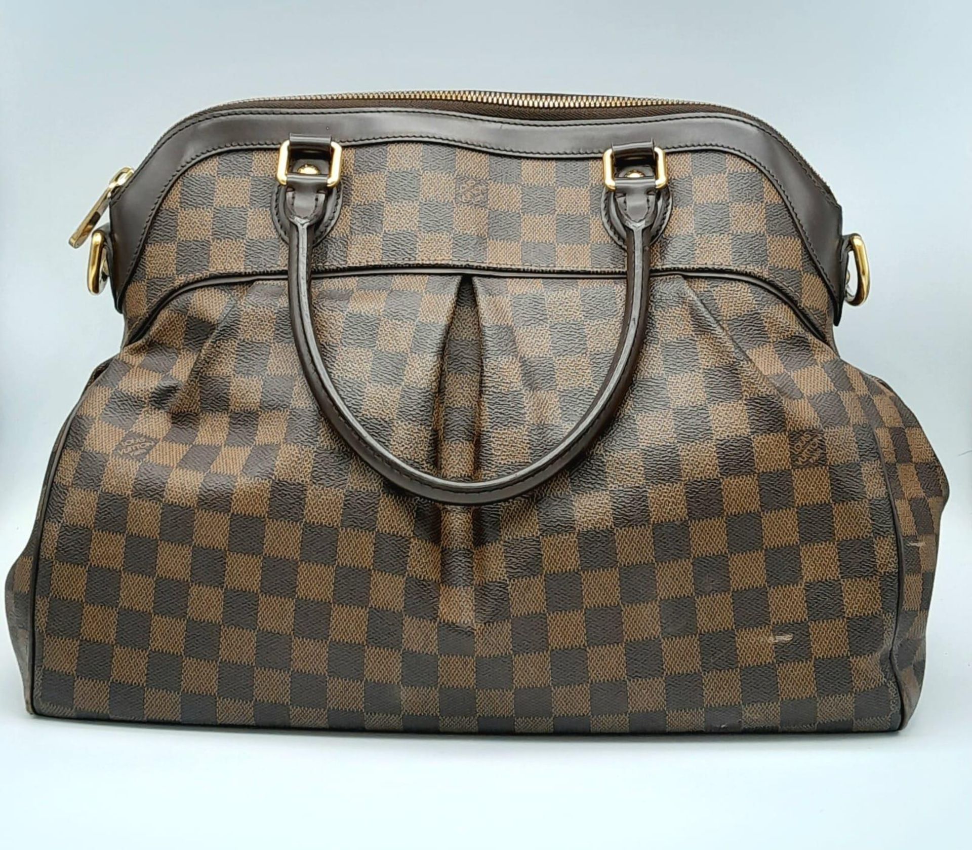 Louis Vuitton Trevi Shoulder Bag GM Damier Canvas. Measurements Base Length: 15.5cm in height, 12.25 - Image 5 of 23