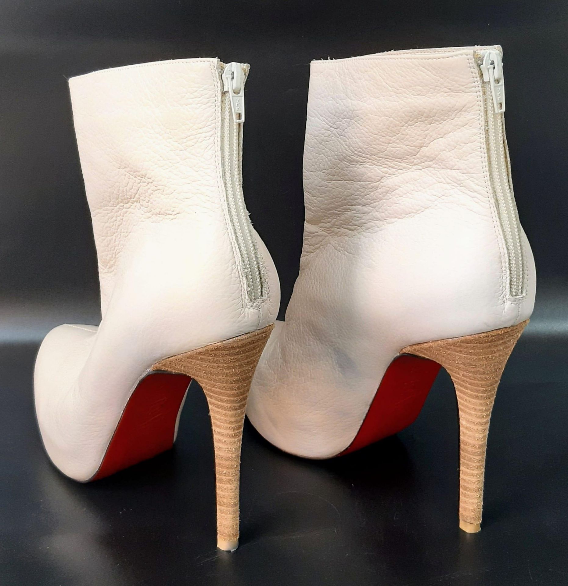 A Pair of Preloved Christian Louboutin Platform Ankle Boots, White leather with Wooden Heel, UK - Image 4 of 8