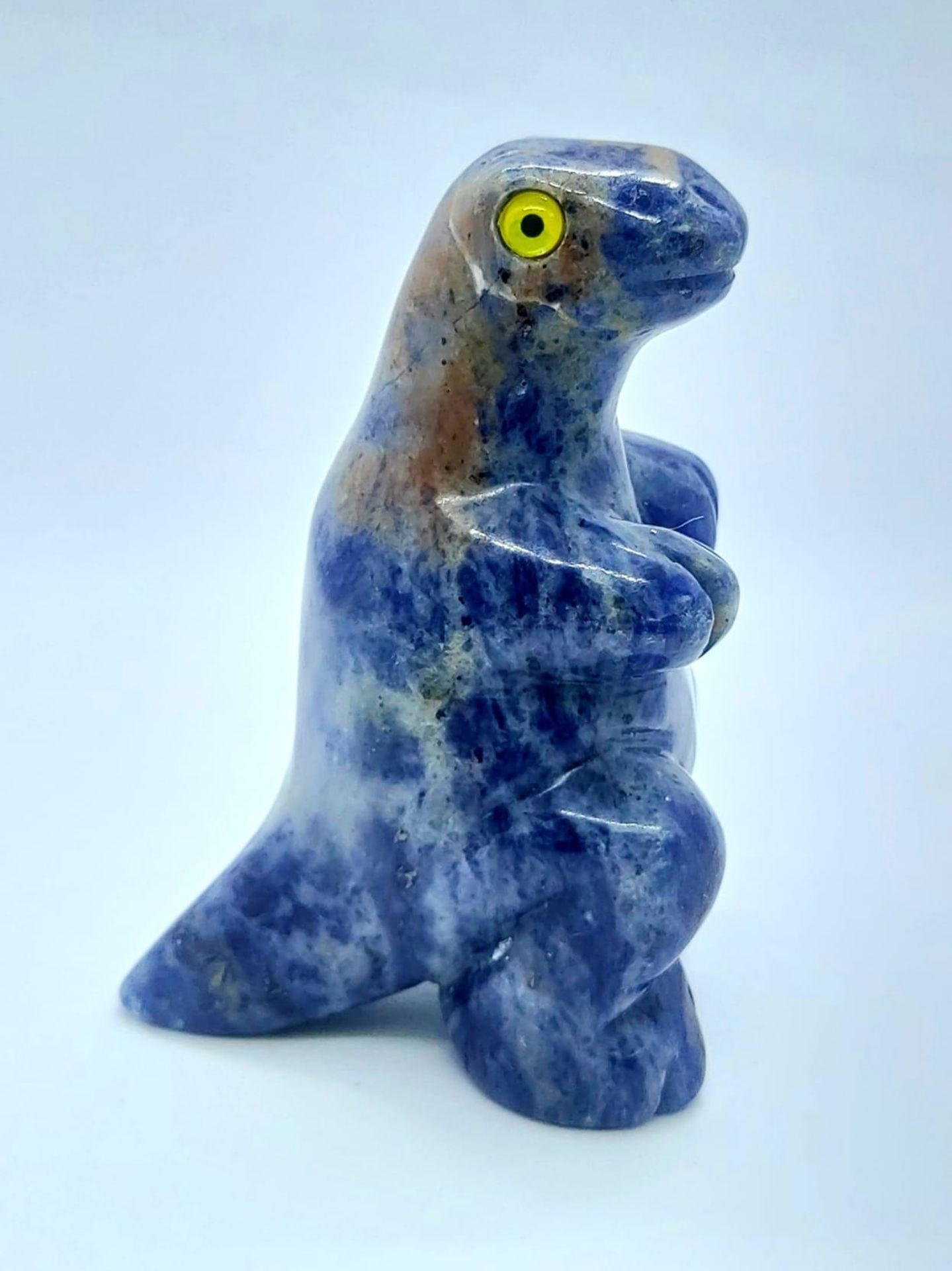 A CUTE DINOSAUR FIGURE MADE IN LAPIS WITH GEMSTONE EYES . 87gms 6cms tall - Image 2 of 4